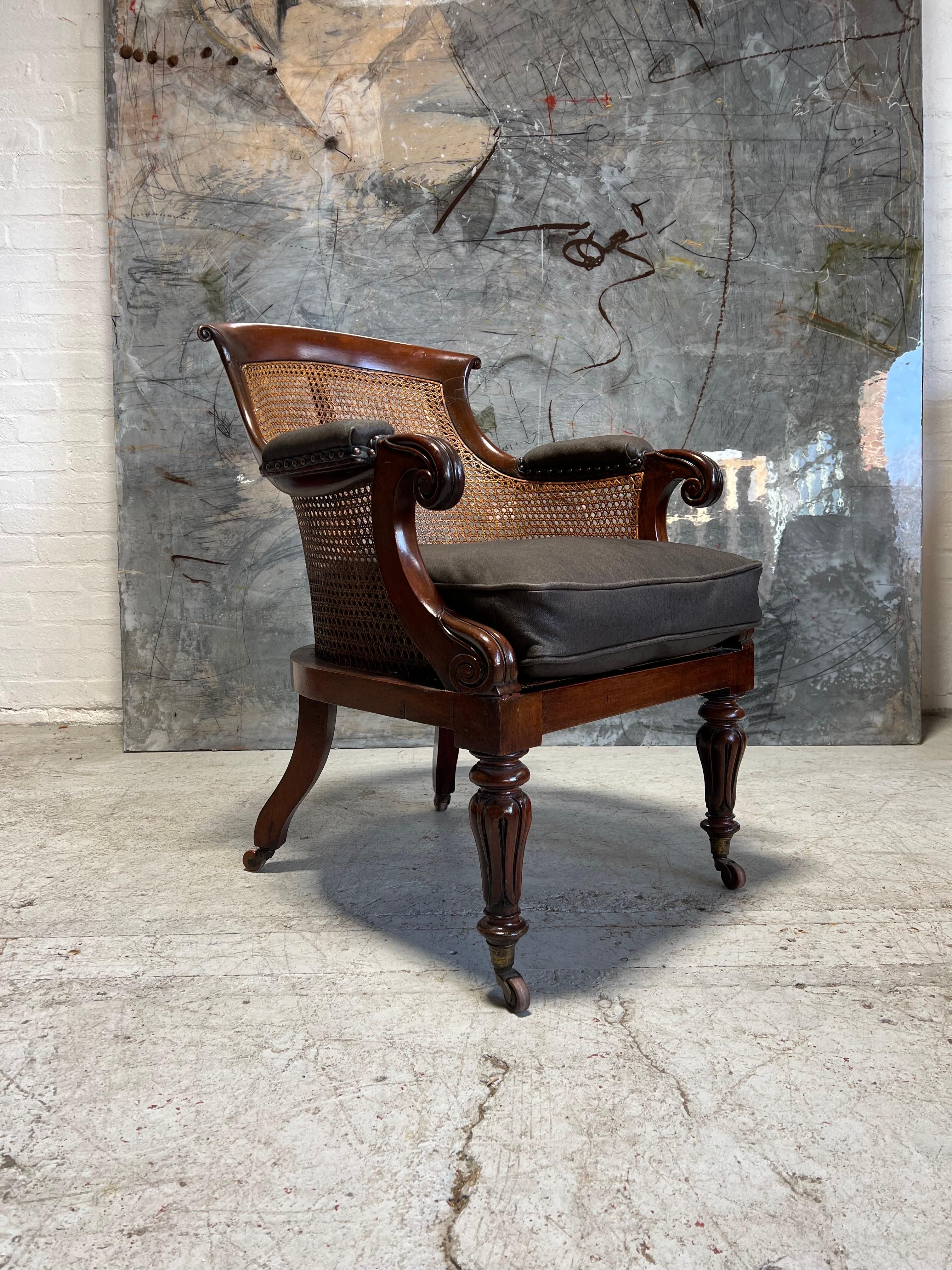 As a LAPADA dealer I always have a large stock of Chesterfield sofas and chairs ranging from early 19thC through to present day. We also craft our own Signature Collection in-house.

This piece is very elegant indeed.

The bergere is a particularly