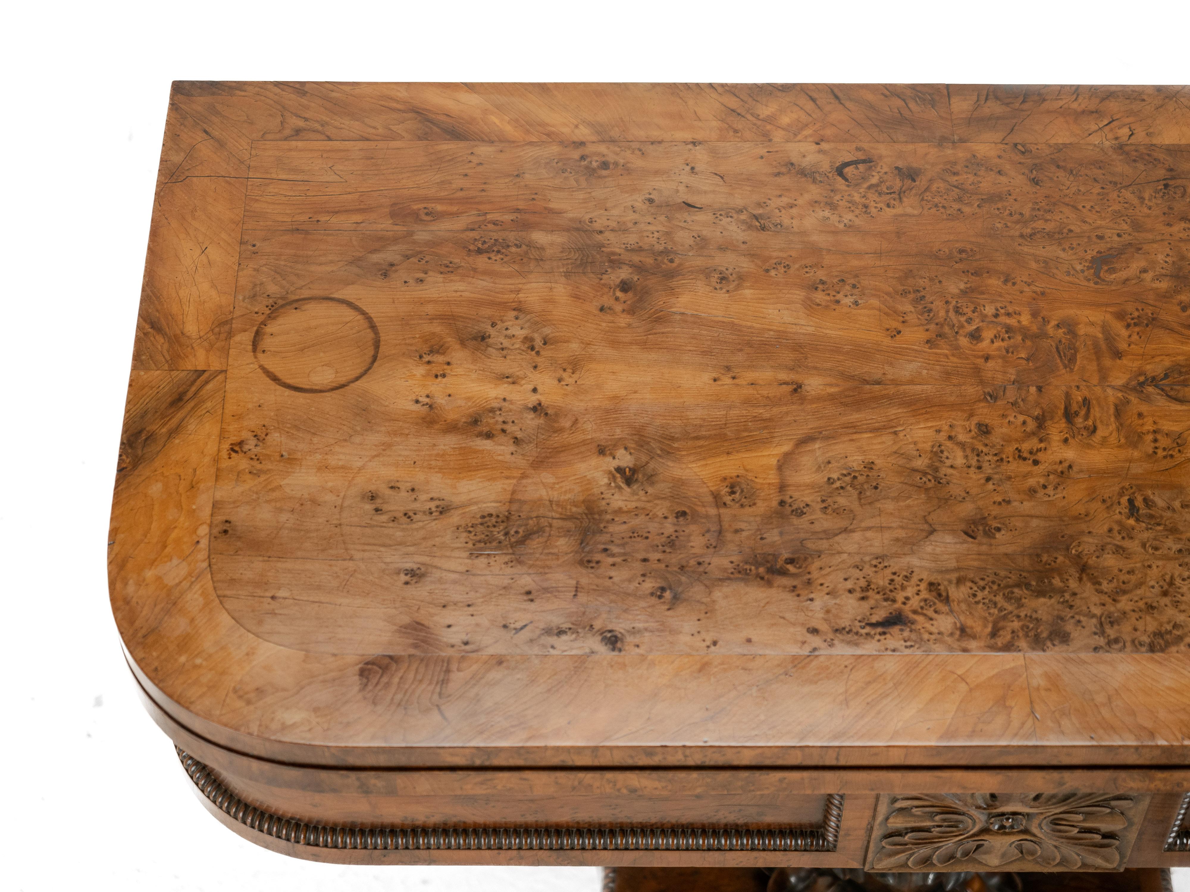 William IV Burr Yew Wood Card Table with Carved Lion Paw Base, c.1830 (Scottish) For Sale 7
