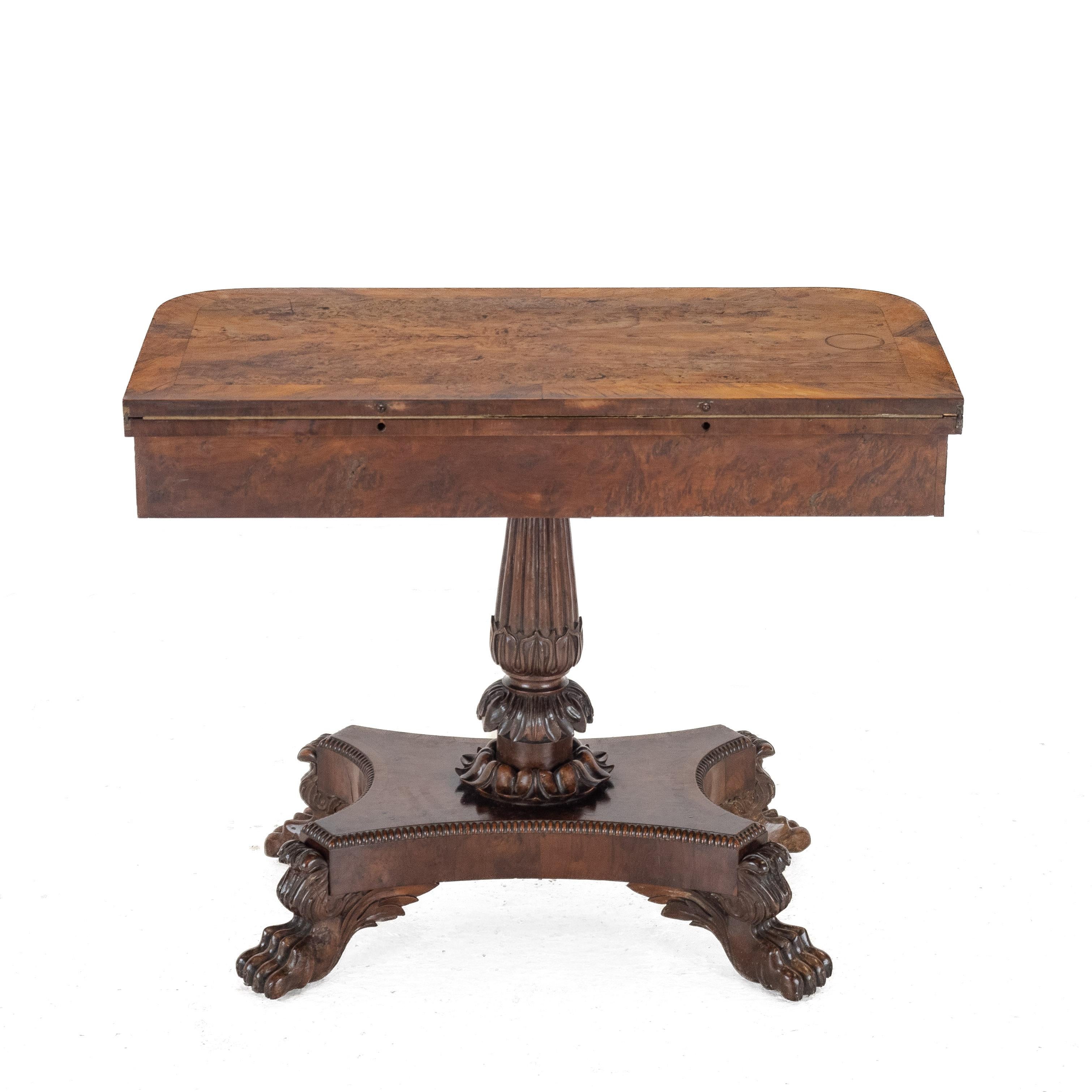 William IV Burr Yew Wood Card Table with Carved Lion Paw Base, c.1830 (Scottish) For Sale 3