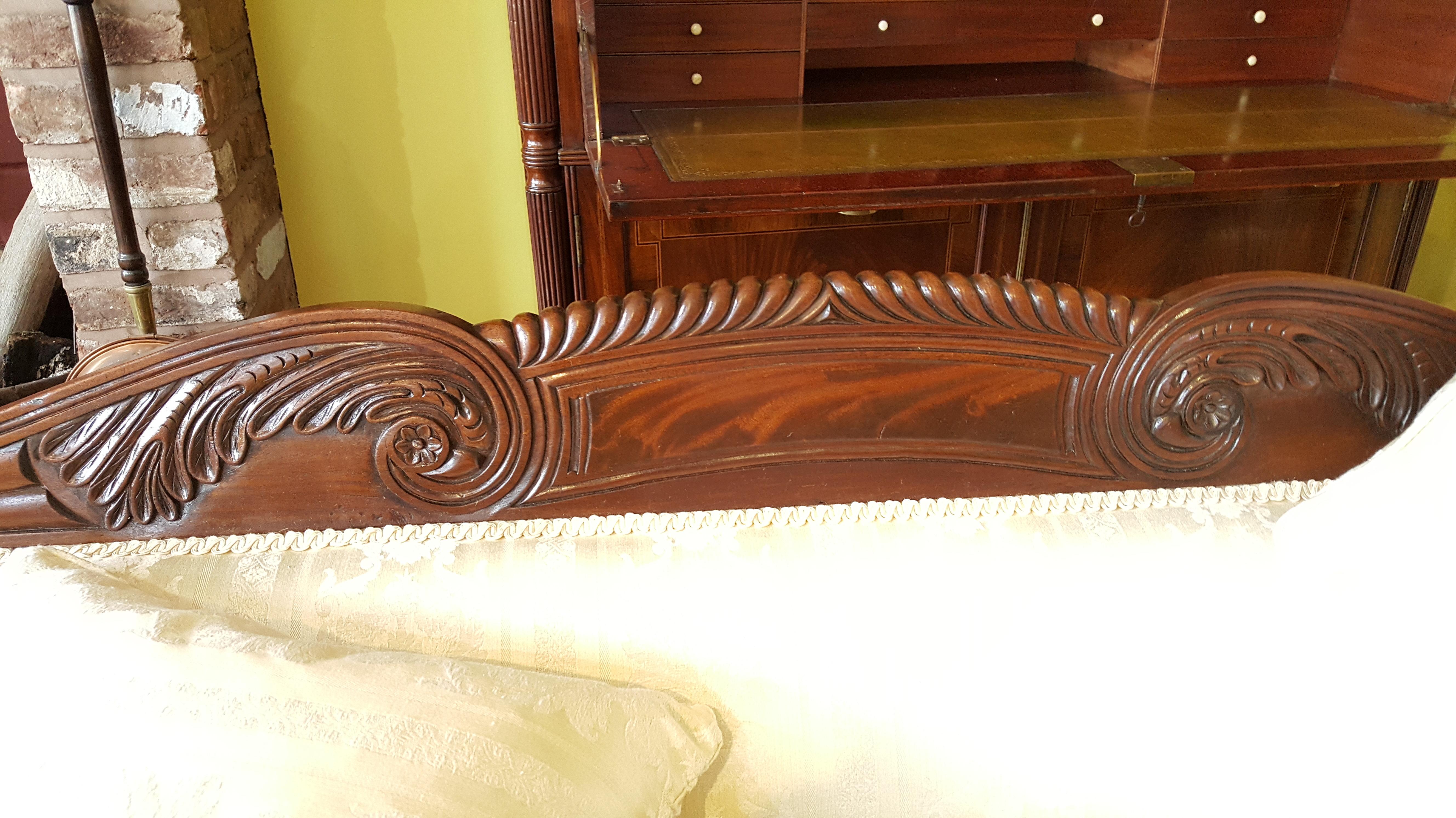 William IV Carved Mahogany Framed Settee For Sale 3