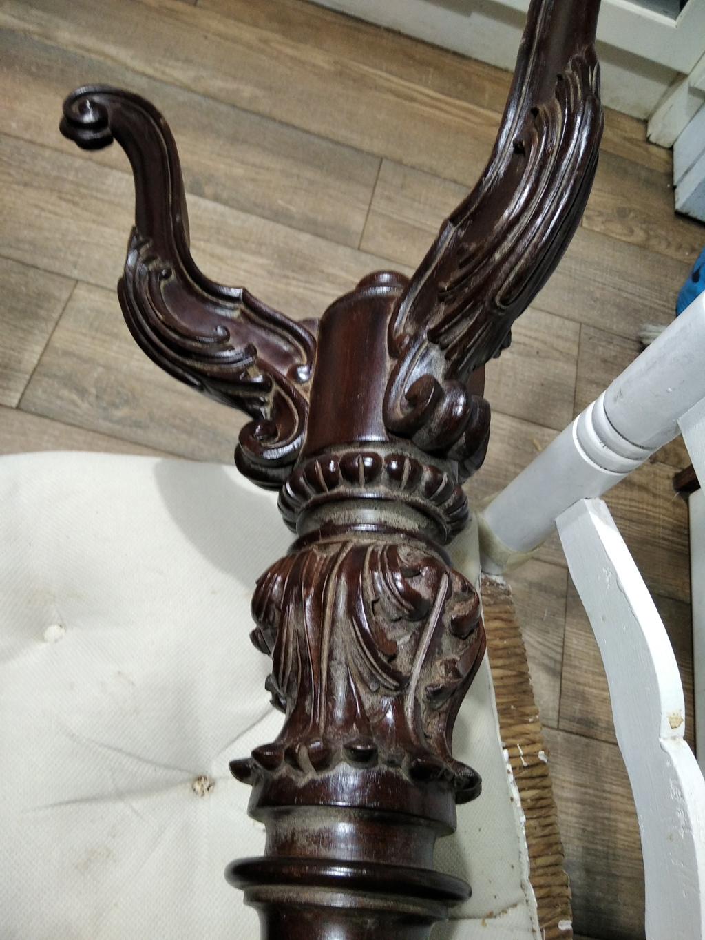 Table d'appoint ou Guérindon , 19e siècle en vente 4