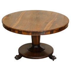 Table d'appoint en bois dur ancien avec pattes de lion en crin de cheval de style Guillaume IV, datant d'environ 1830
