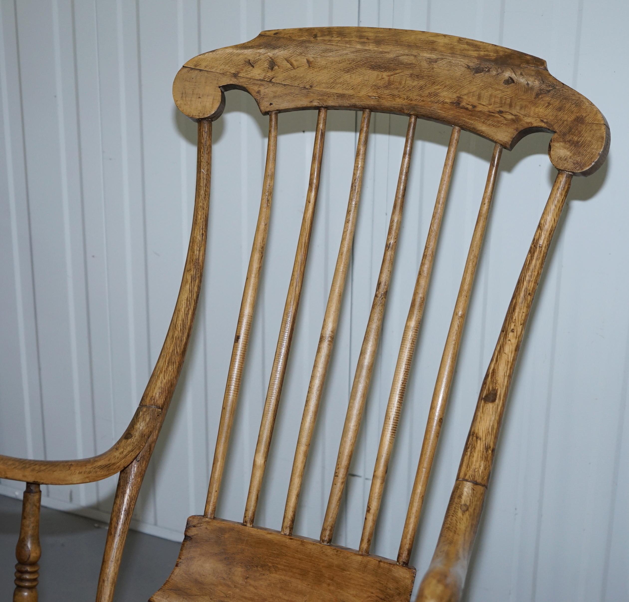 lock 1776 rocking chair