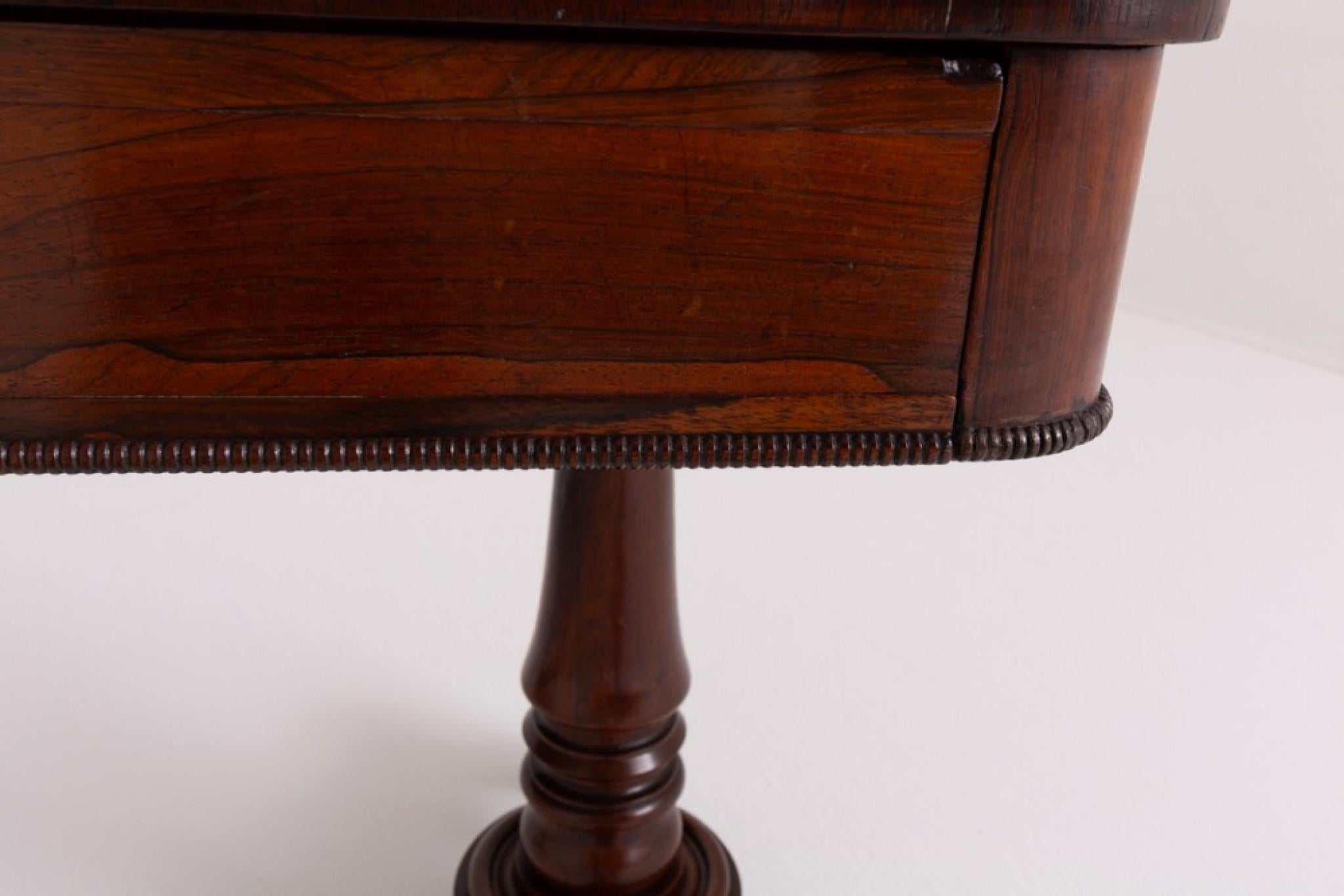 William IV William-IV-Bureau-Table de bibliothèque en acajou-19e siècle en vente