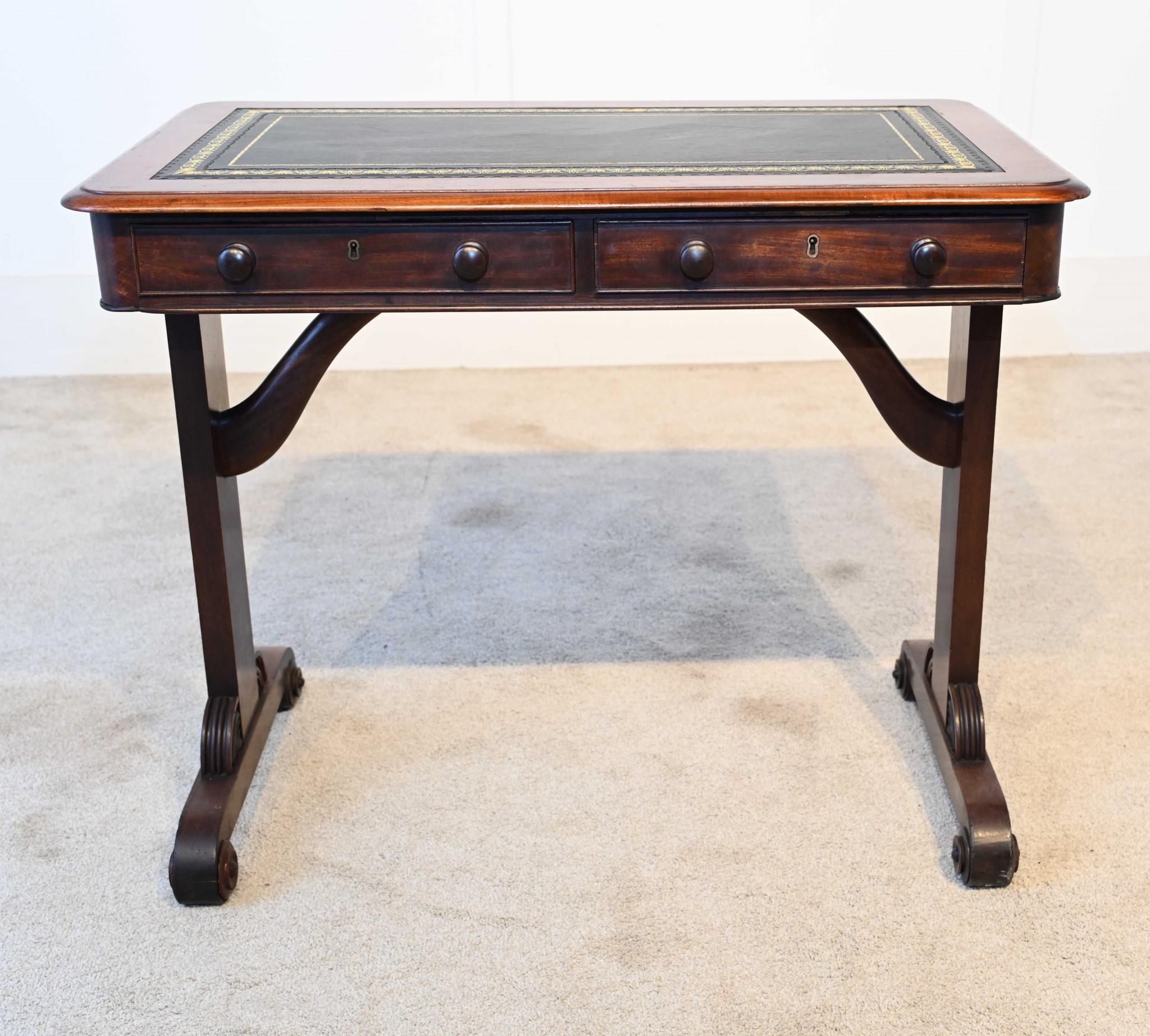 William IV Desk Mahogany Writing Table 1820 In Good Condition For Sale In Potters Bar, GB