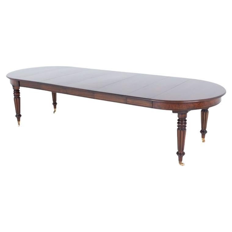 William IV Esstisch Mahagoni Ausziehbar 14 Sitzer im Angebot