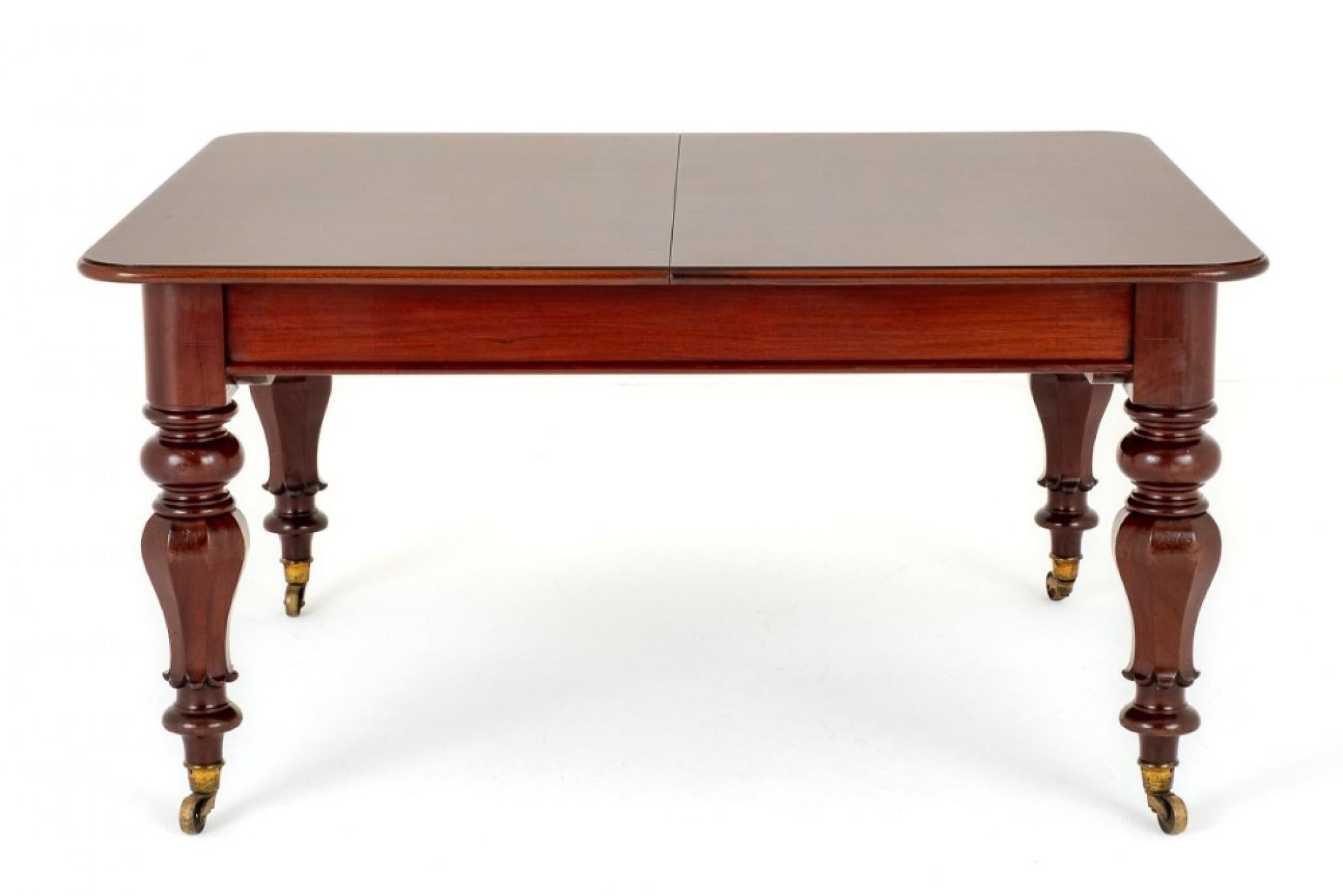 XIXe siècle Table de salle à manger William IV en acajou à rallonge en vente