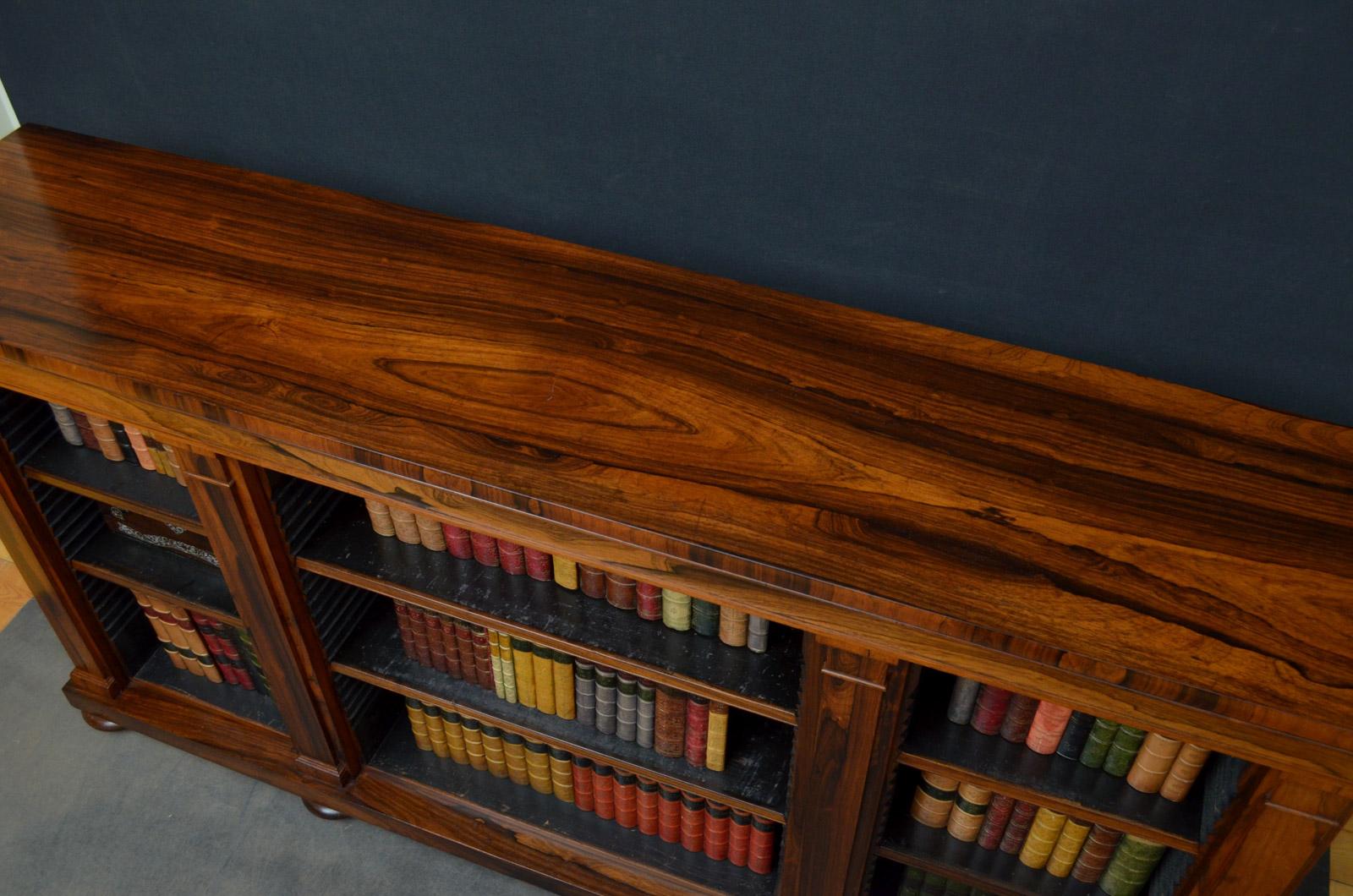 Mid-19th Century William IV Dwarf Bookcase in Rosewood by J. Kendell & Co