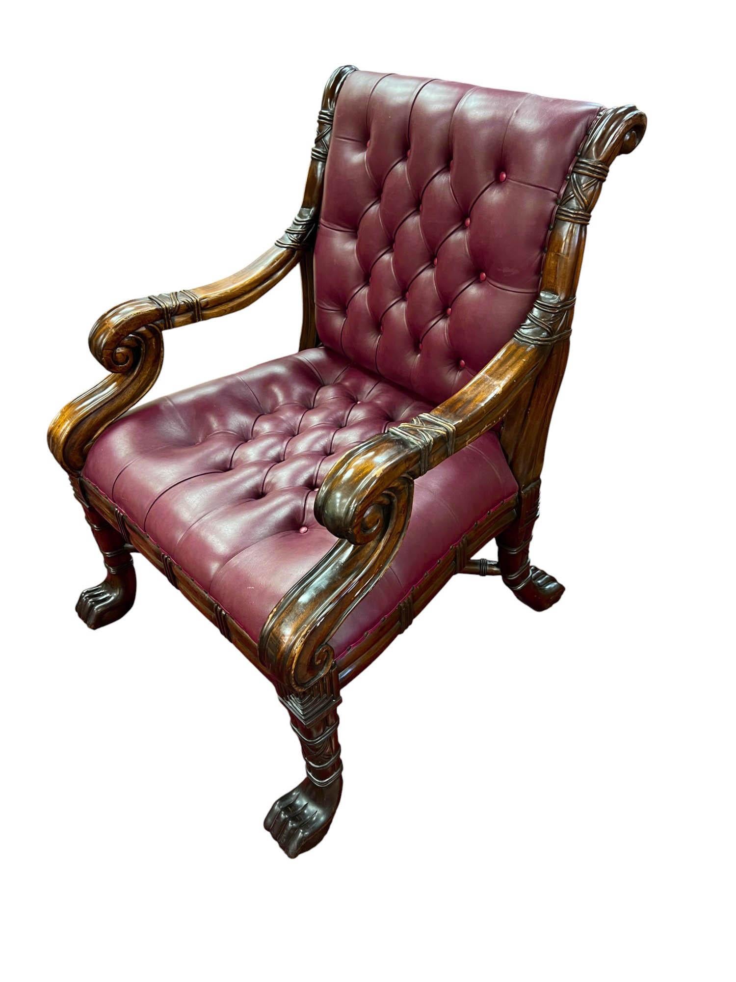 William IV / Sillón victoriano de estilo Chesterfield, mediados del siglo XIX Tallado en venta