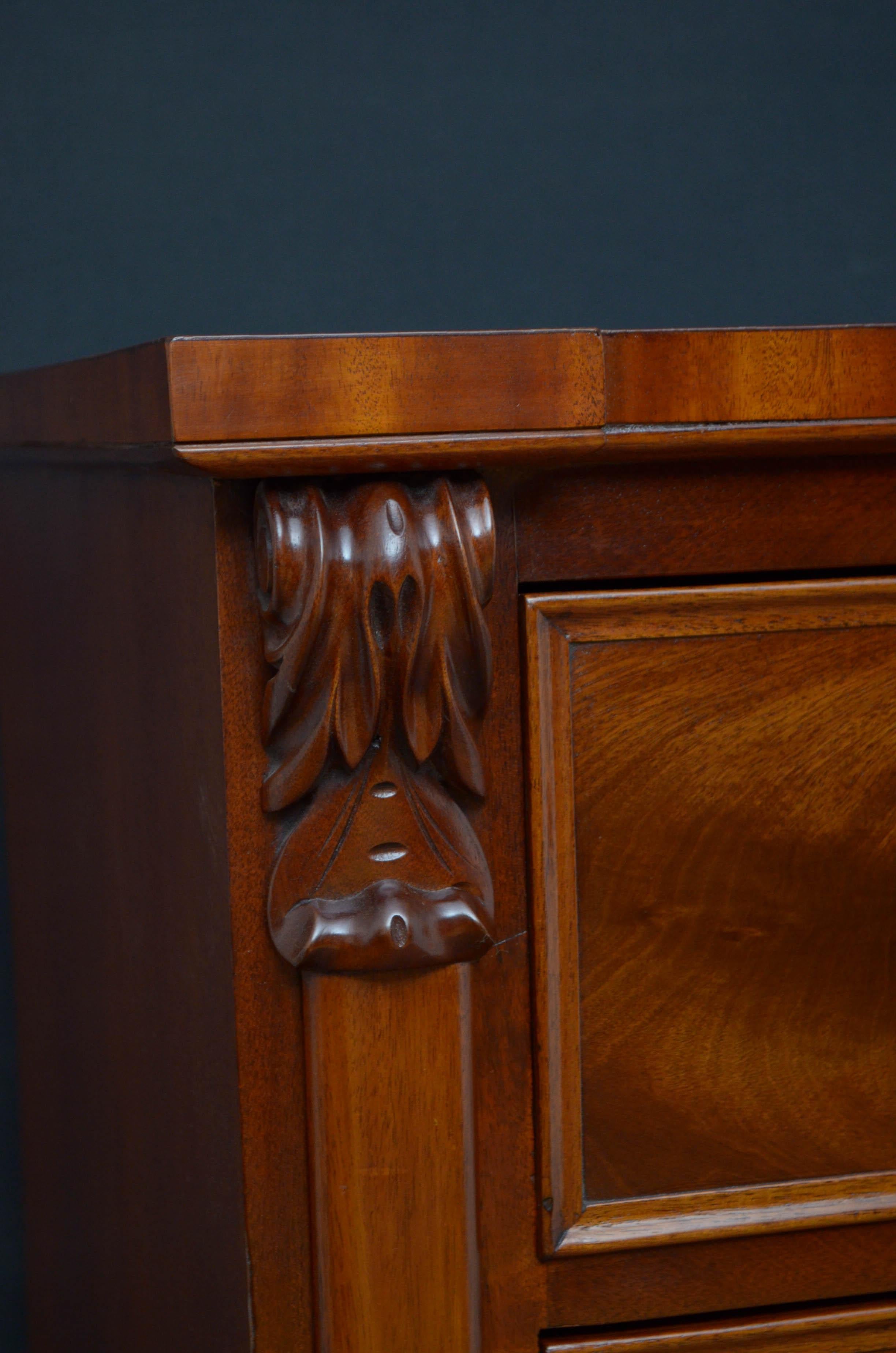William IV / Early Victorian Mahogany Chest of Drawers (Englisch)
