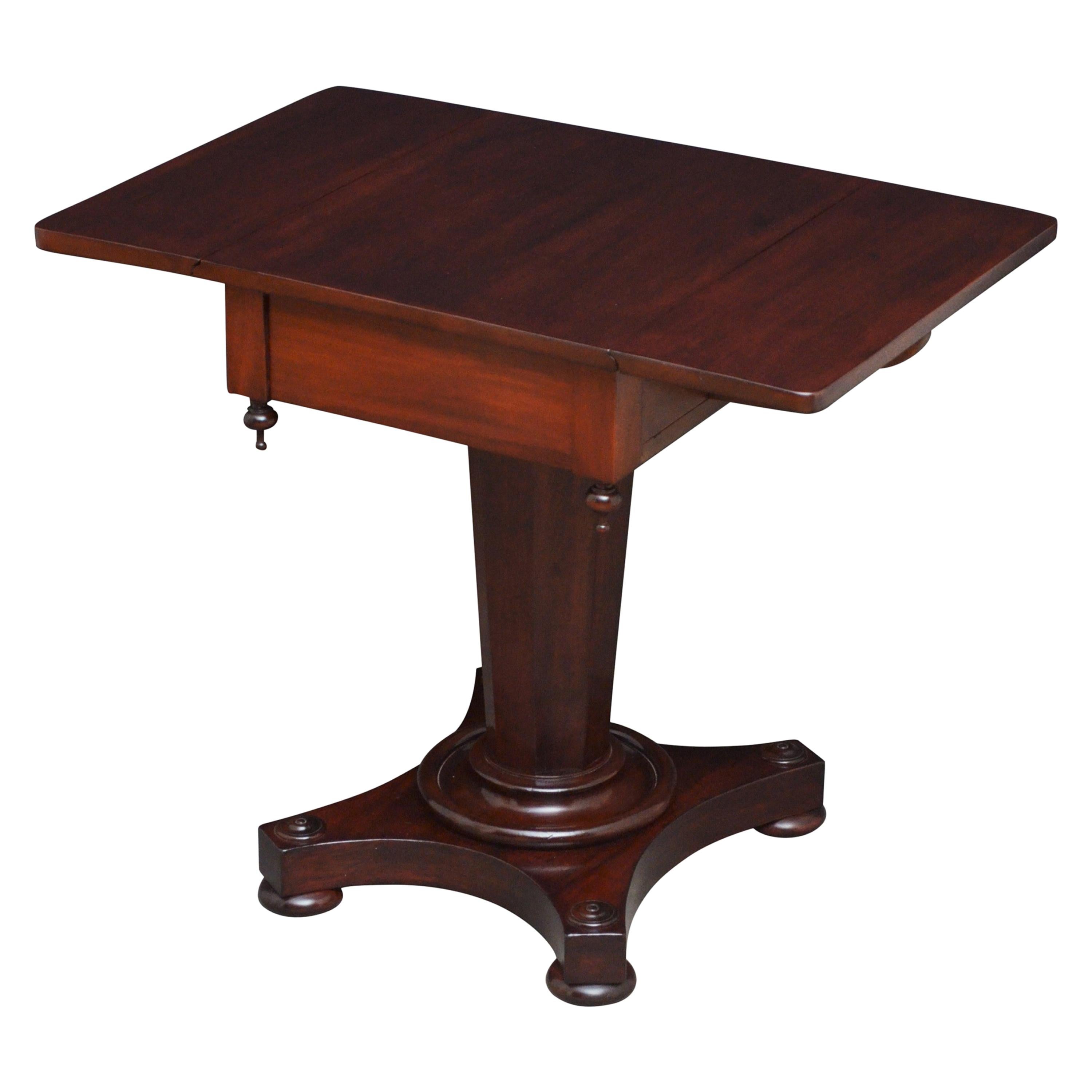 William IV / Early Victorian Mahogany Drop Leaf Table For Sale