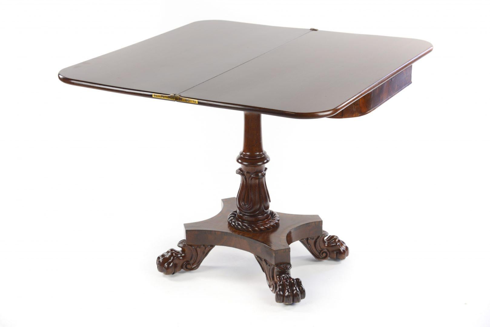 William IV Fold Over Tea Table in the manner of Gillows In Good Condition For Sale In Northwich, GB