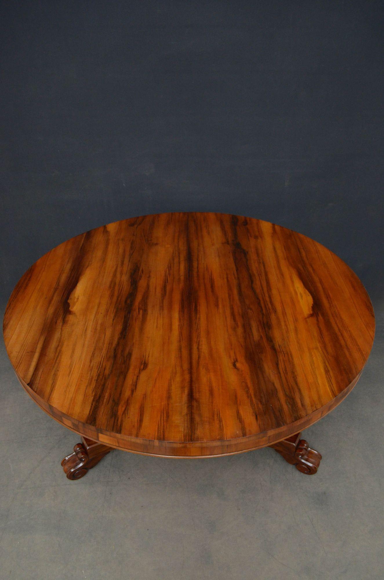 William iv Goncalo Alves Dining / Centre Table In Good Condition For Sale In Whaley Bridge, GB