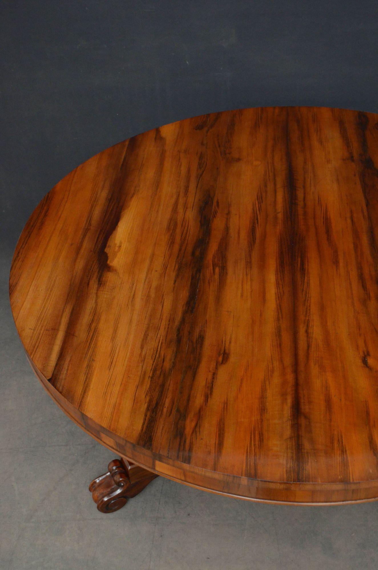 19th Century William iv Goncalo Alves Dining / Centre Table For Sale