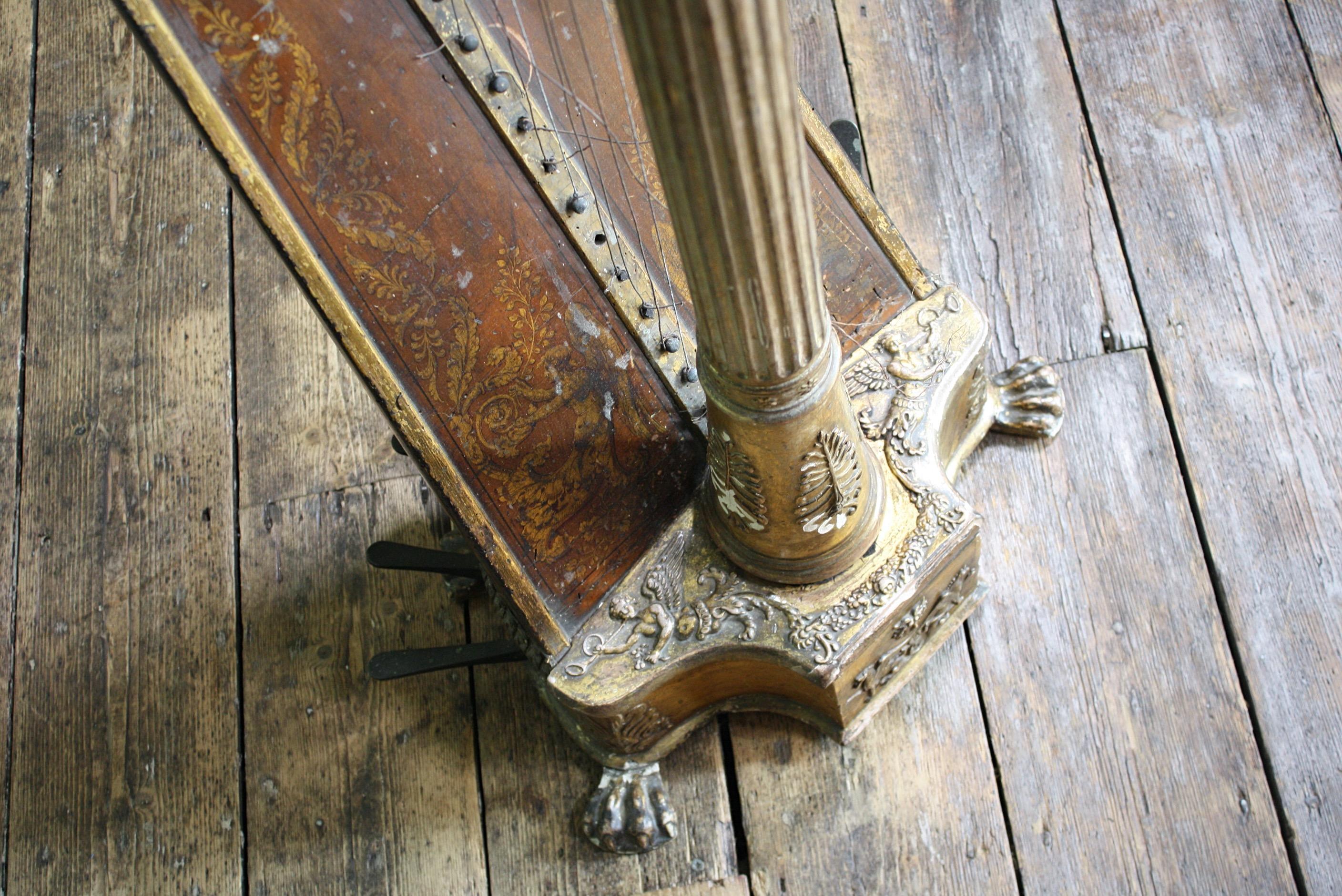 William iv, Jackson Late Egan Irish Satin & Gilt Wood Harp  In Distressed Condition In Lowestoft, GB