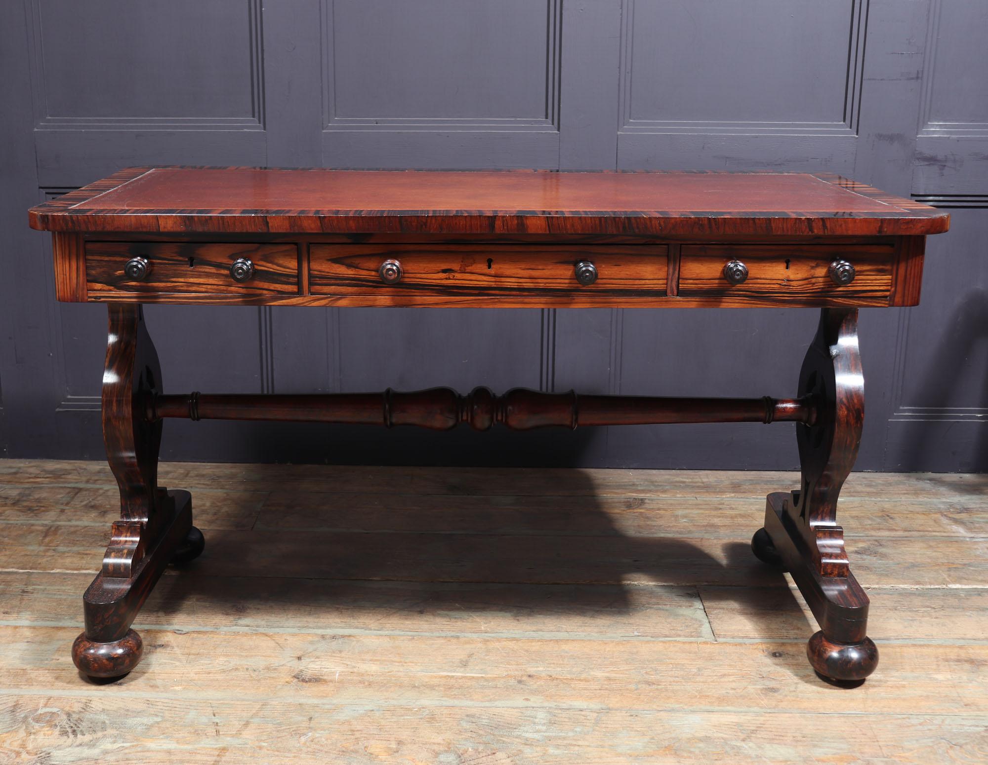 William IV Library Table in Coromandel  In Good Condition For Sale In Paddock Wood Tonbridge, GB
