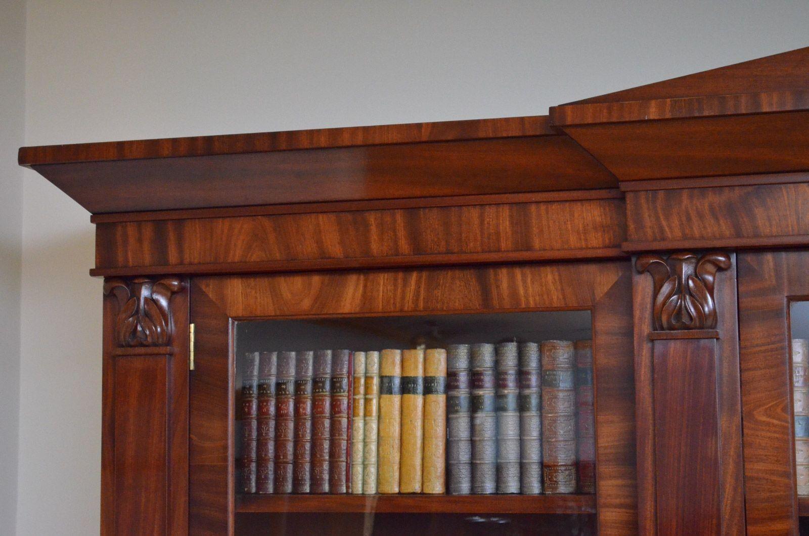 William IV Mahogany Bookcase In Good Condition In Whaley Bridge, GB