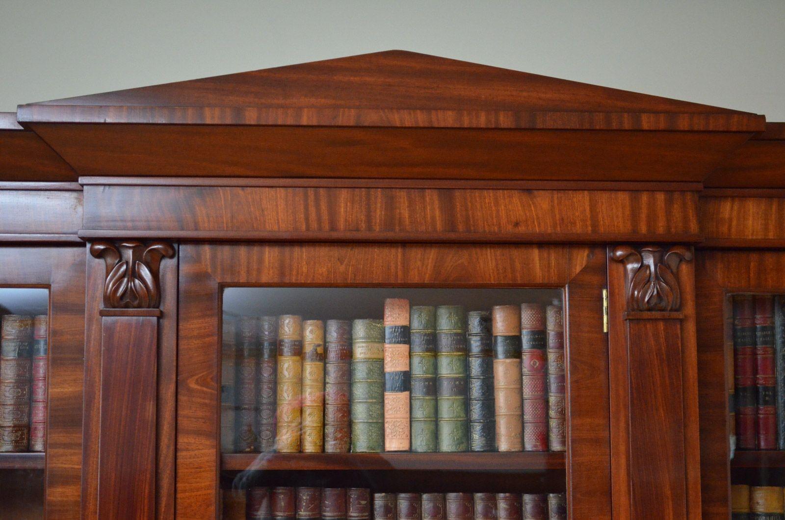 Mid-19th Century William IV Mahogany Bookcase