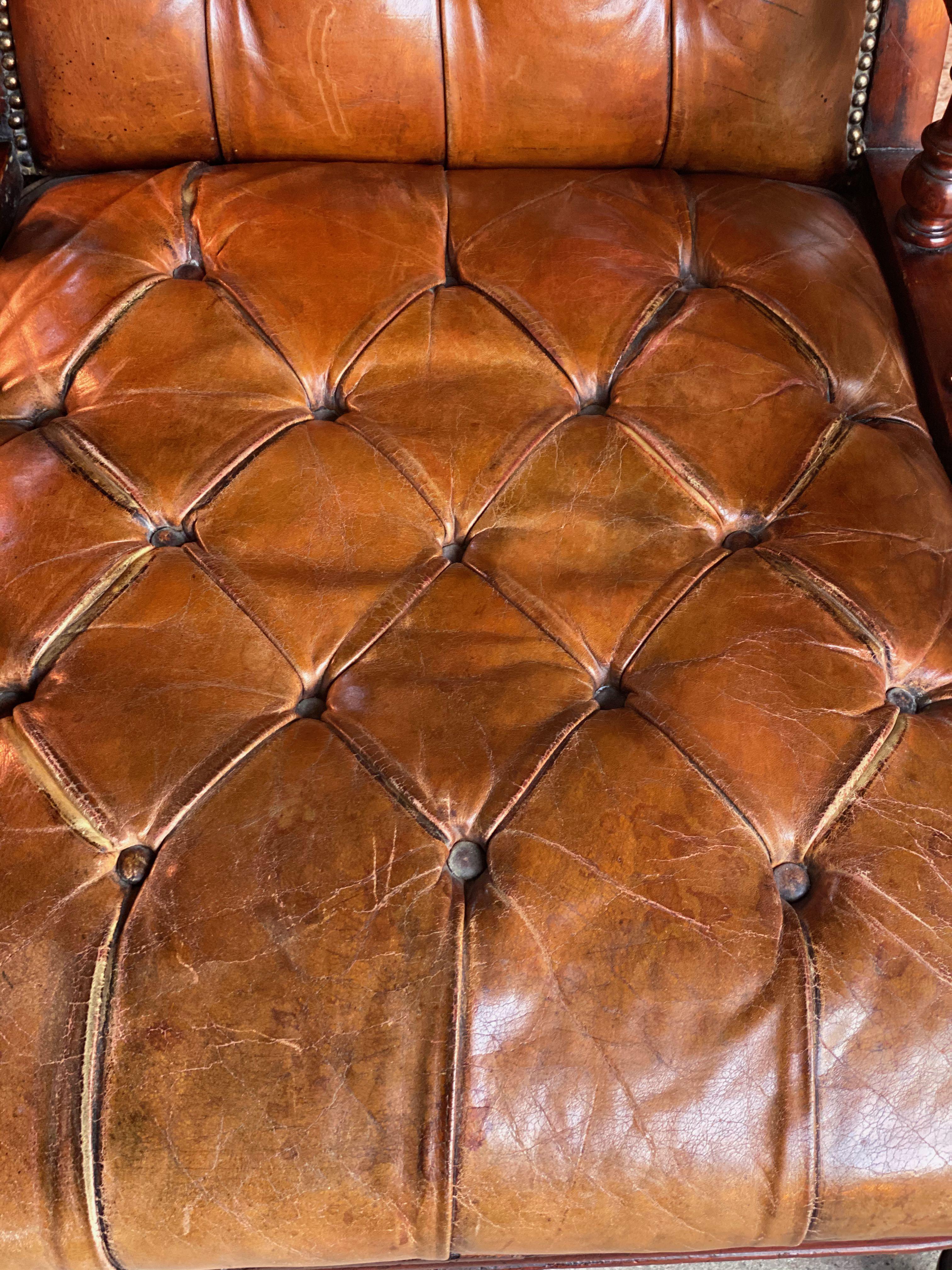 William iv Mahogany Buttoned Back Leather Library Chair 19th Century, circa 1835 3