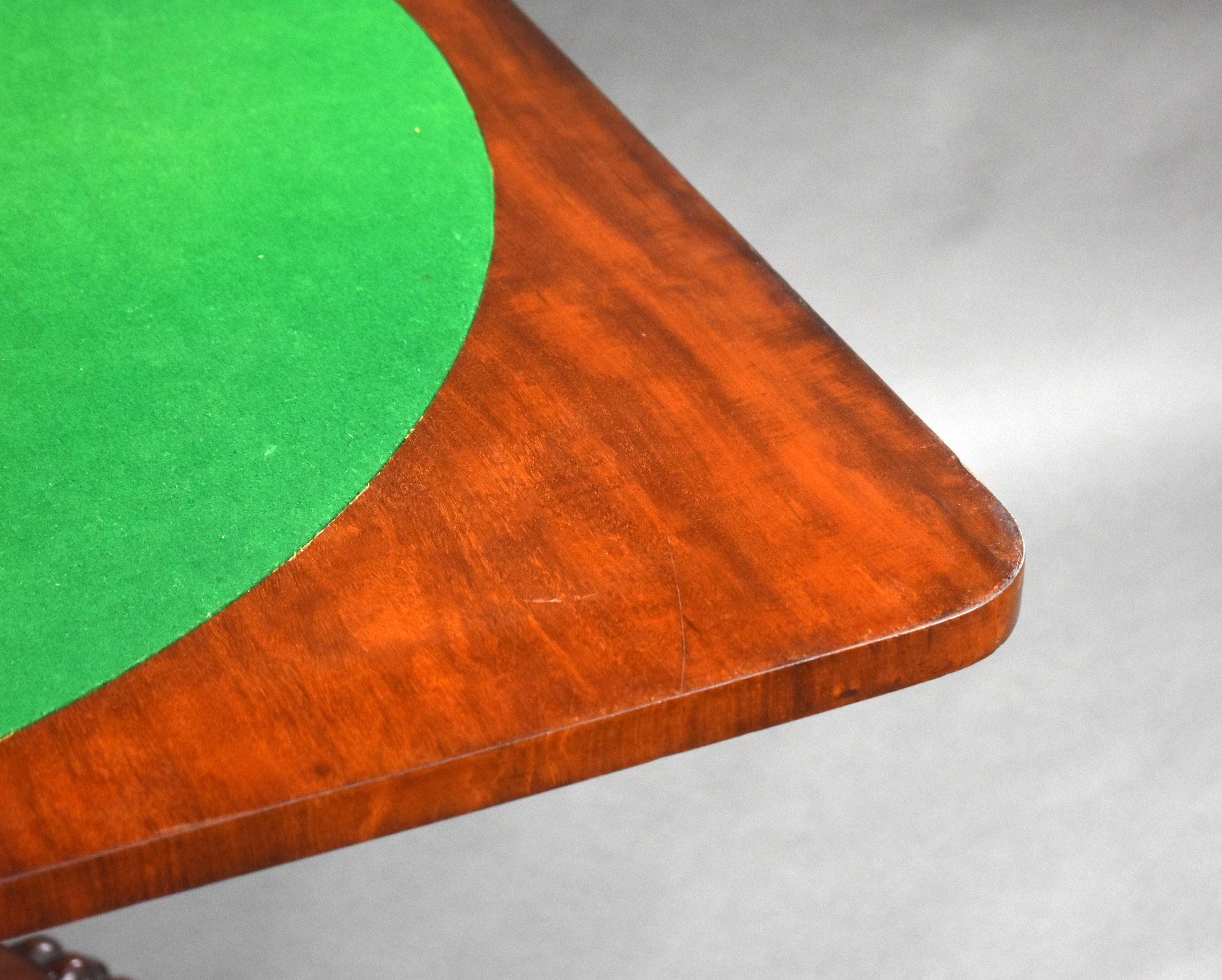 Table à cartes William IV en acajou en vente 6