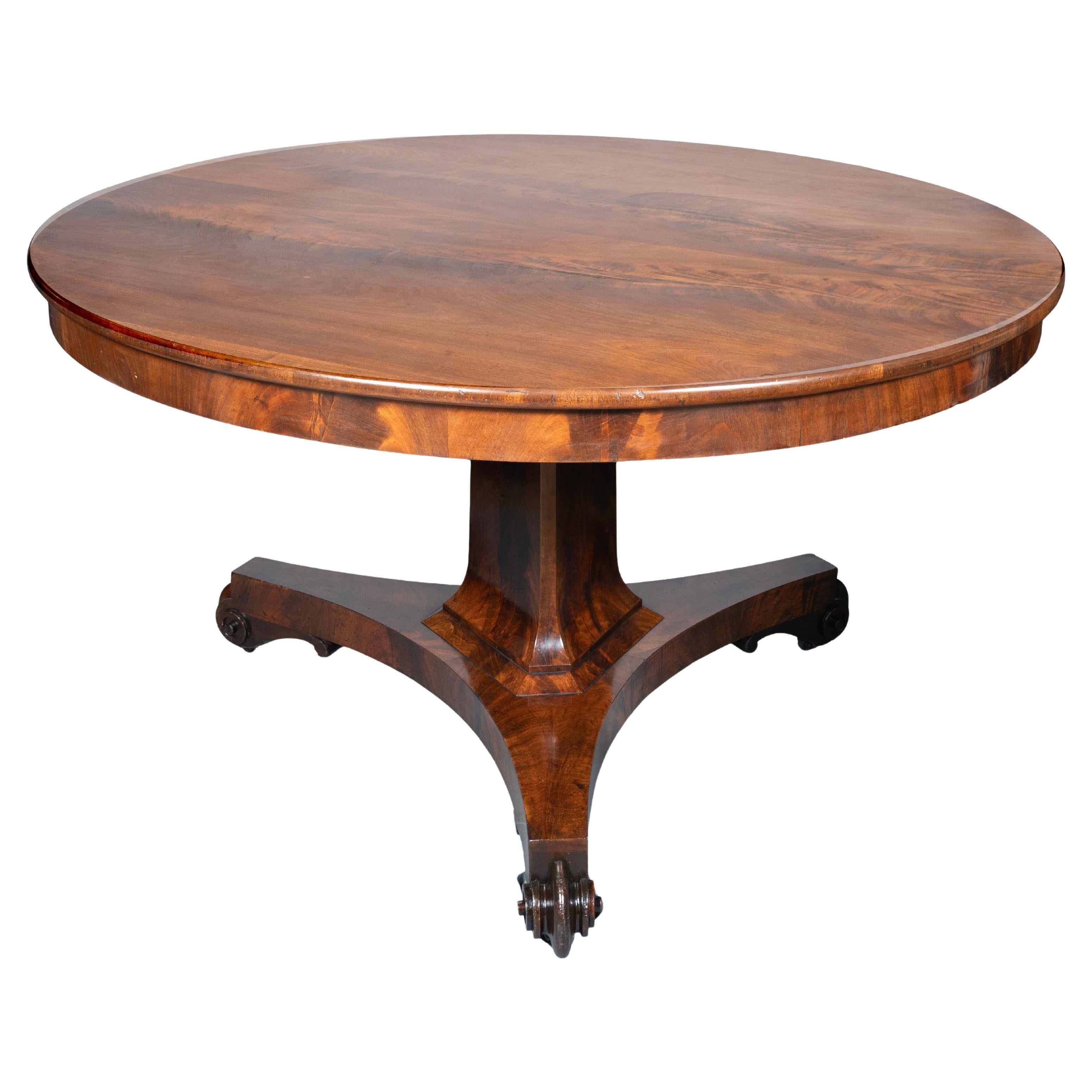 Mesa central de caoba William IV en venta