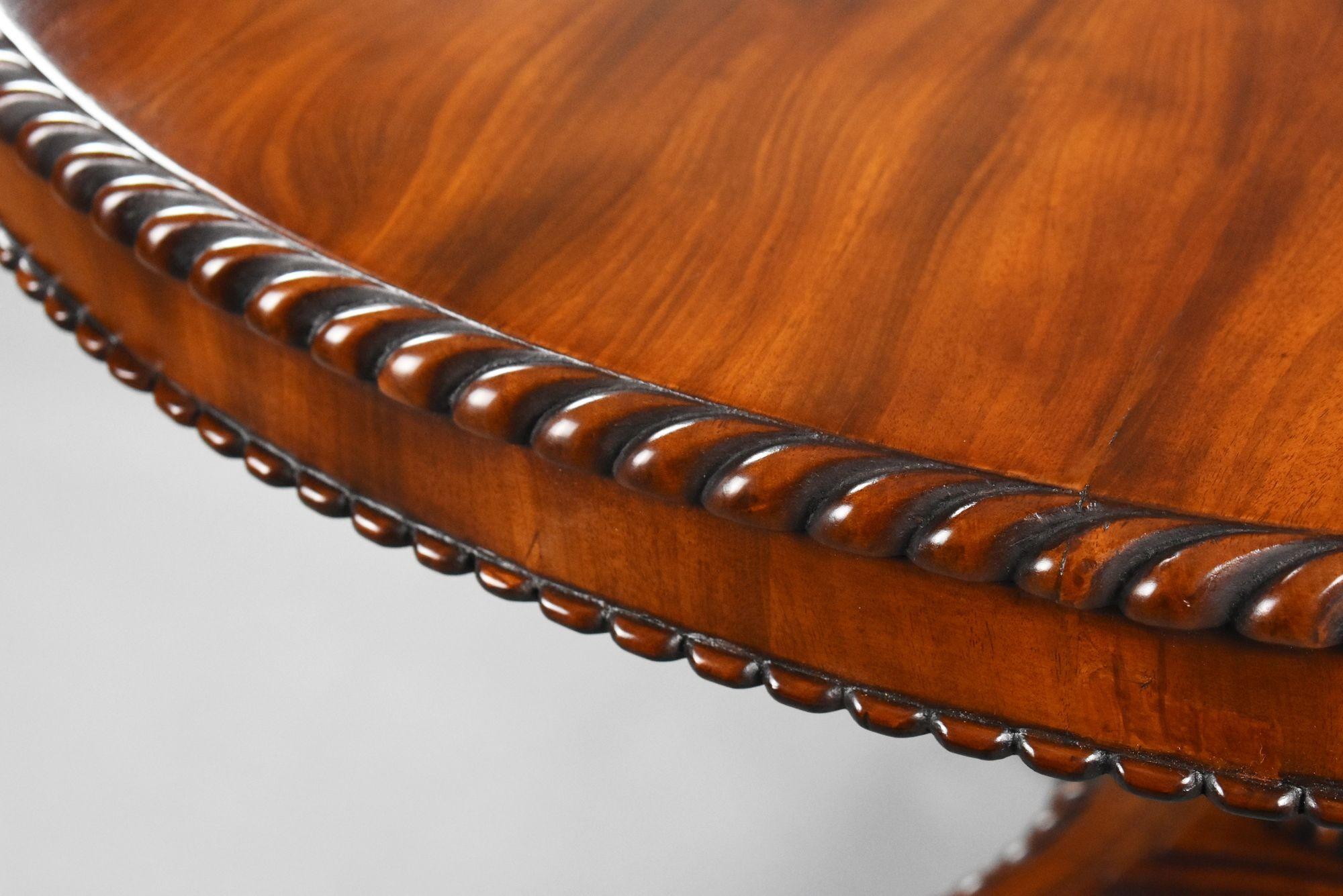 Table à déjeuner circulaire en acajou William IV en vente 2