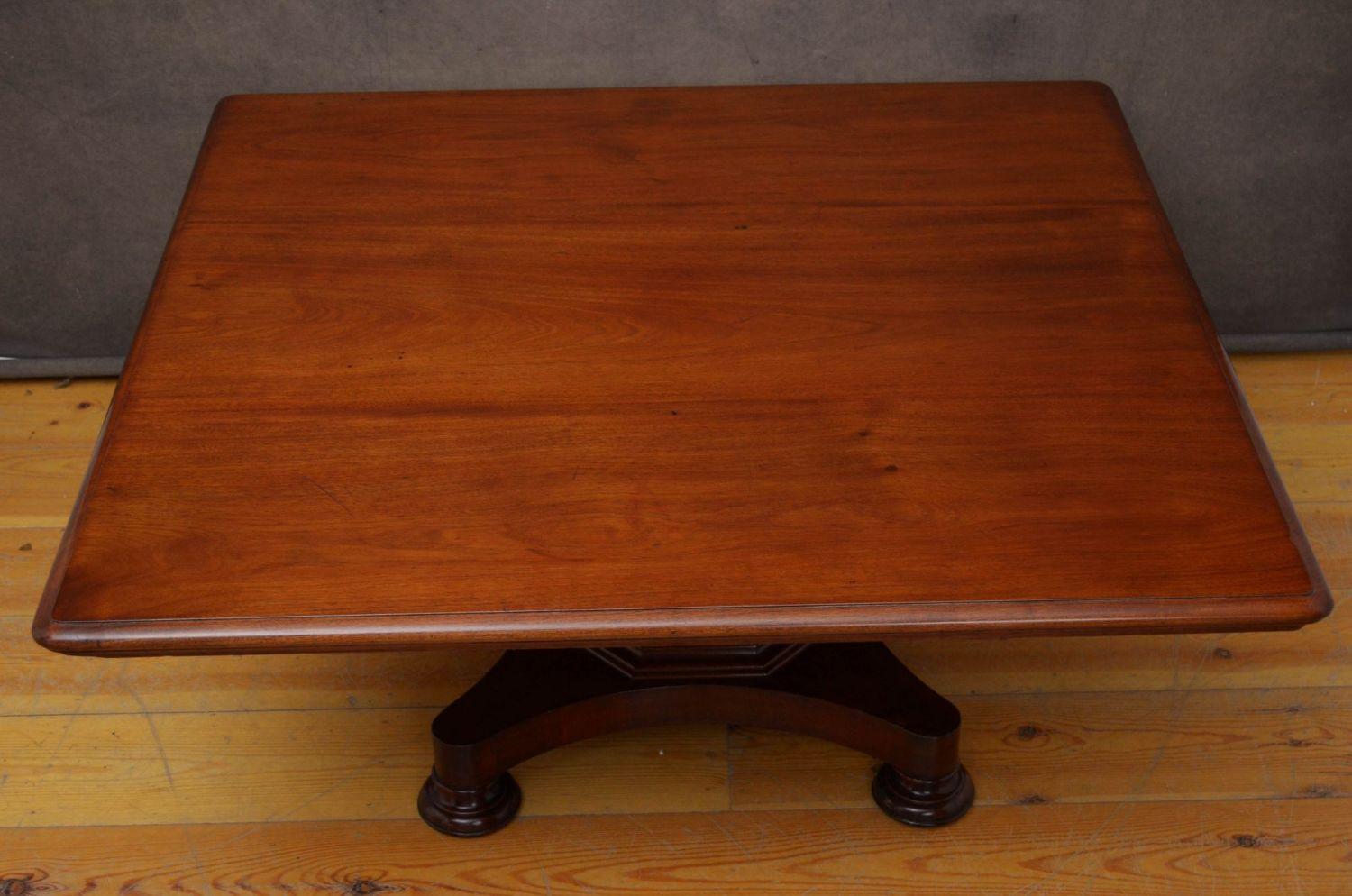 William IV Mahogany Coffee Table In Good Condition For Sale In Whaley Bridge, GB