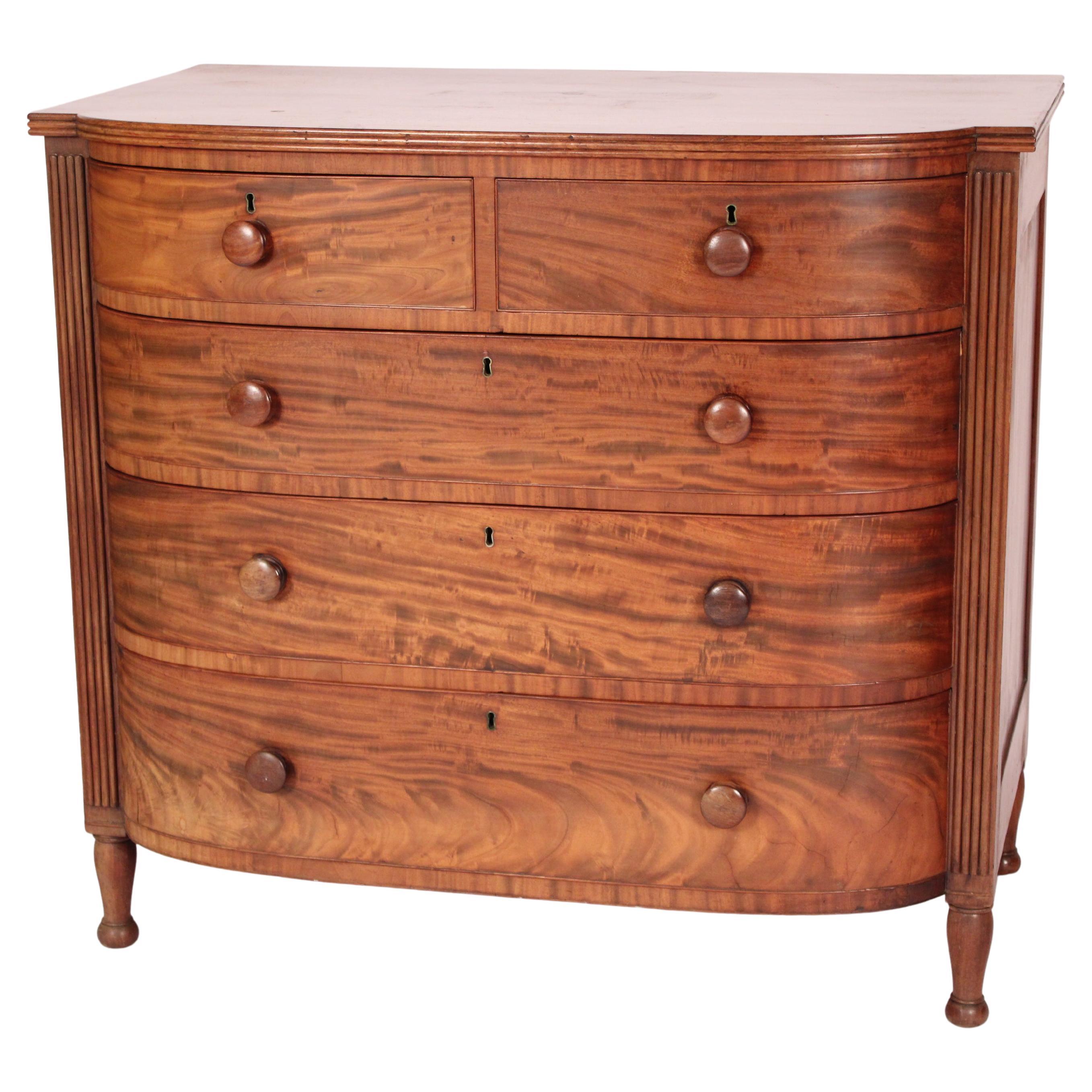 Cómoda de caoba en forma de D William IV