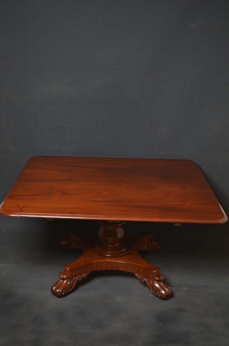 Sn2609 Immaculate and very unusual William IV centre pedestal dining table, raised on column terminating in quatrefoil base, paw feet and castors, having figured mahogany moulded top with 2 extra leaves, each supported by 4 turned and ringed legs