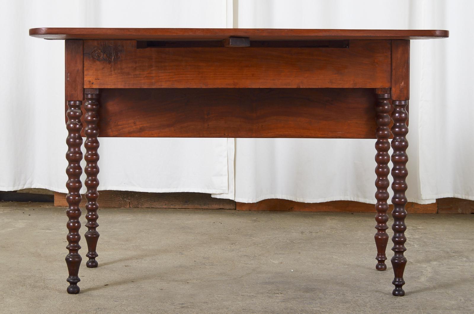 William IV Mahogany Drop Leaf Dining Table or Pembroke Table 6