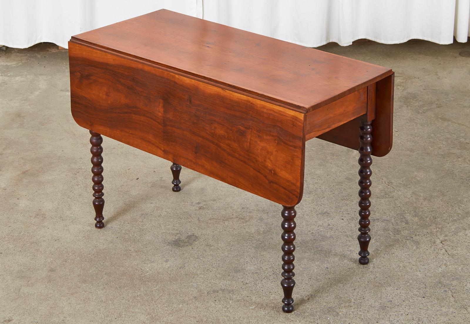 Hand-Crafted William IV Mahogany Drop Leaf Dining Table or Pembroke Table