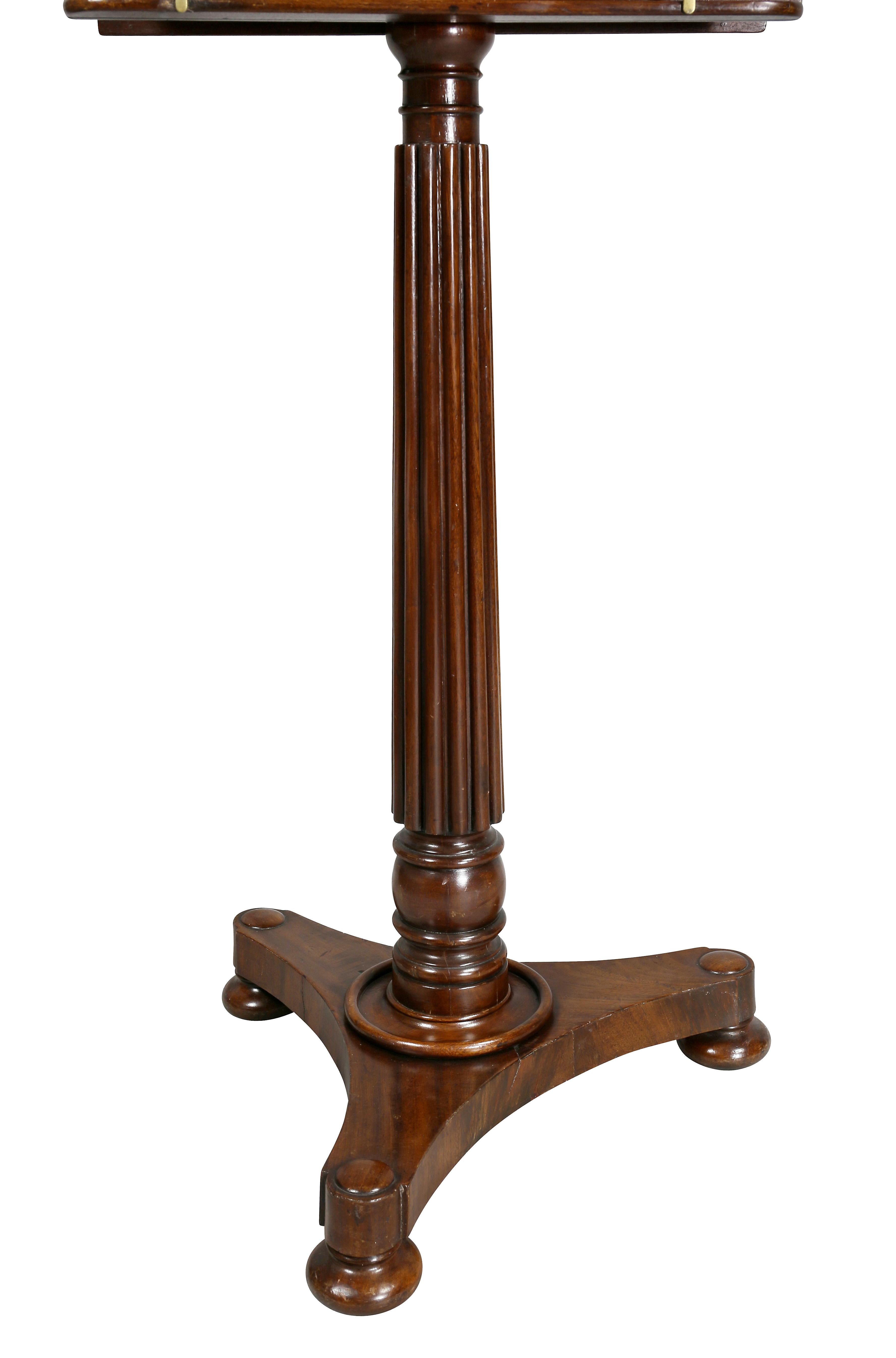 Early 19th Century William IV Mahogany Duet Music Stand For Sale