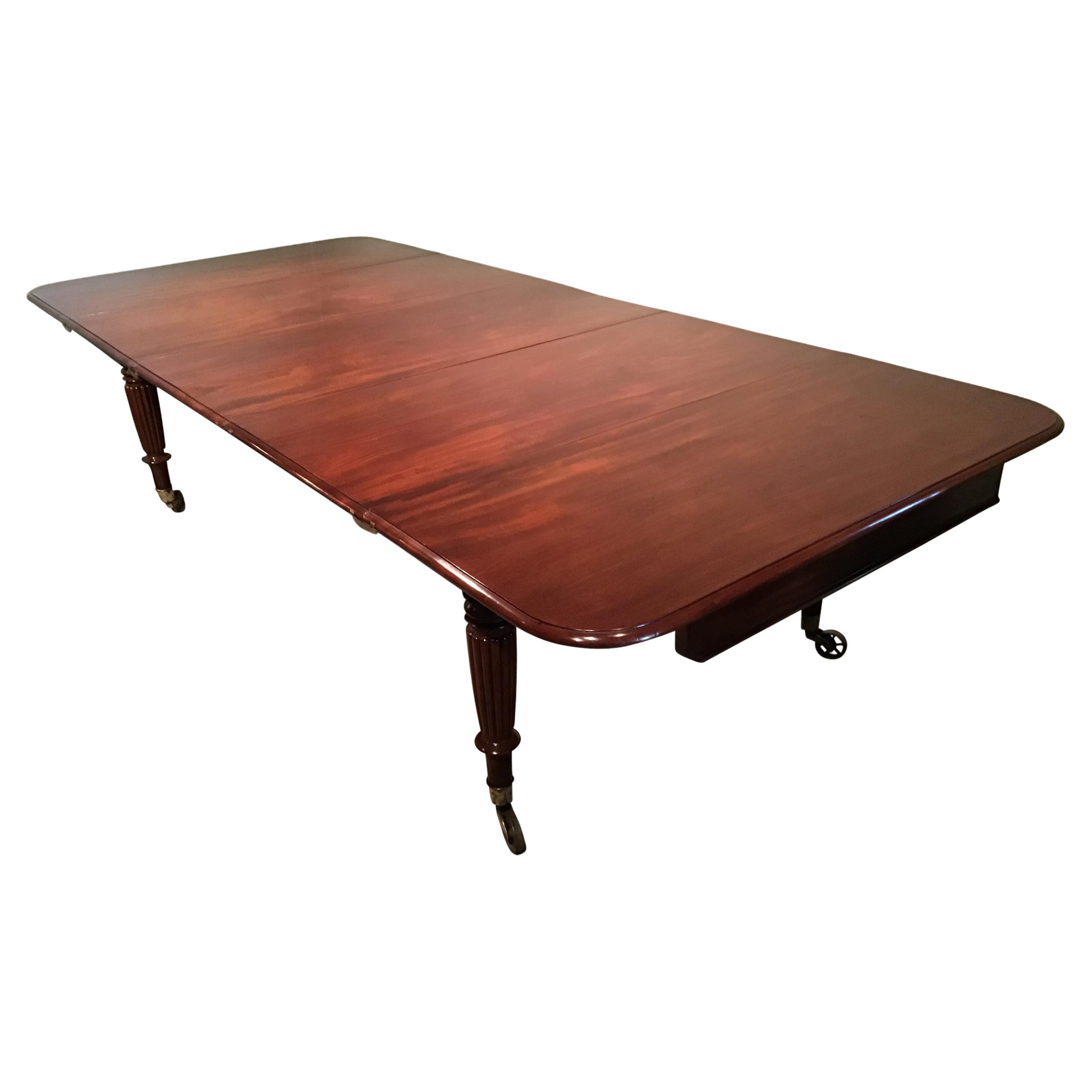William IV Mahogany Extending Dining Table For Sale
