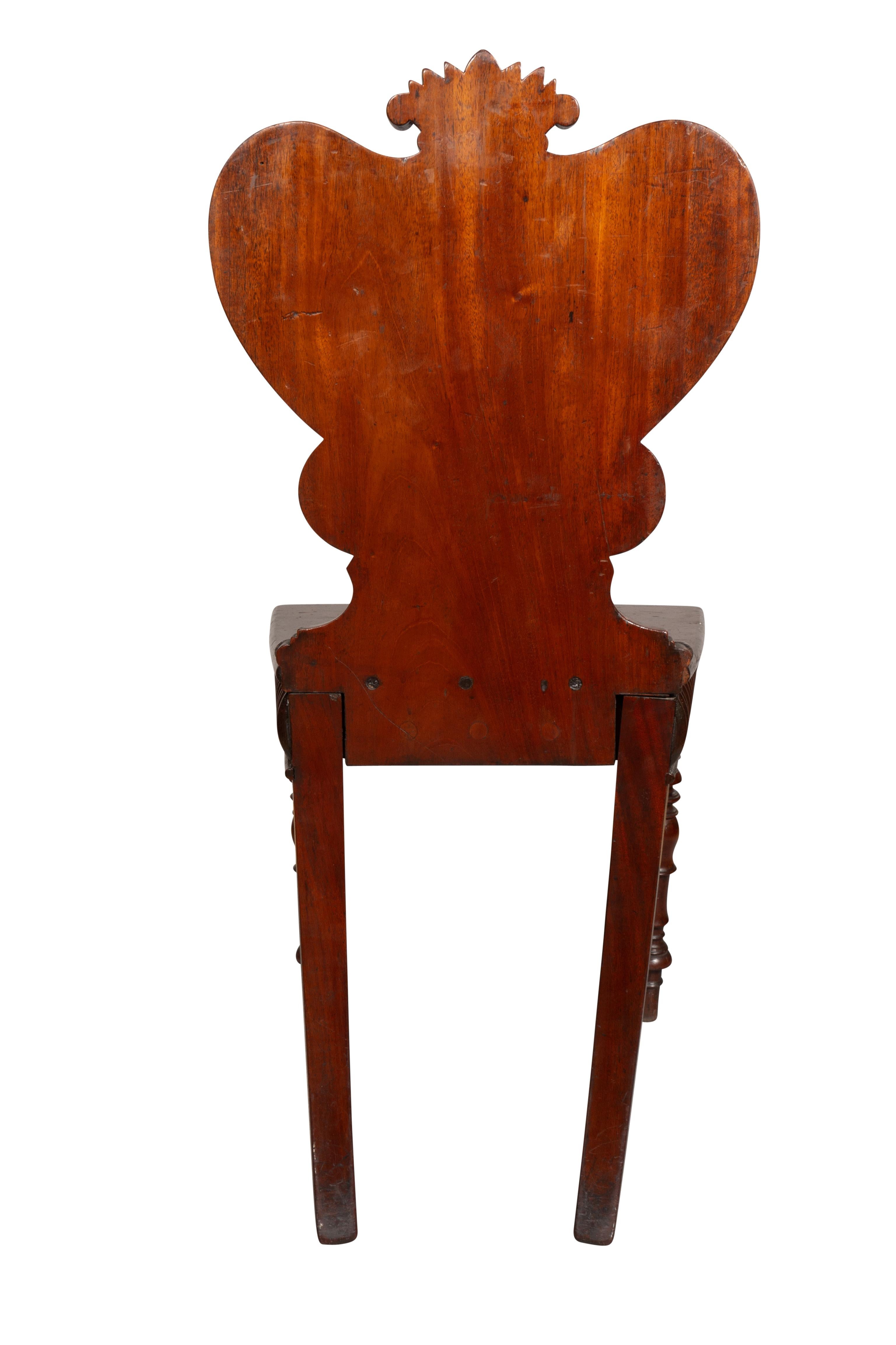 William IV Mahogany Hall Chair In Good Condition For Sale In Essex, MA