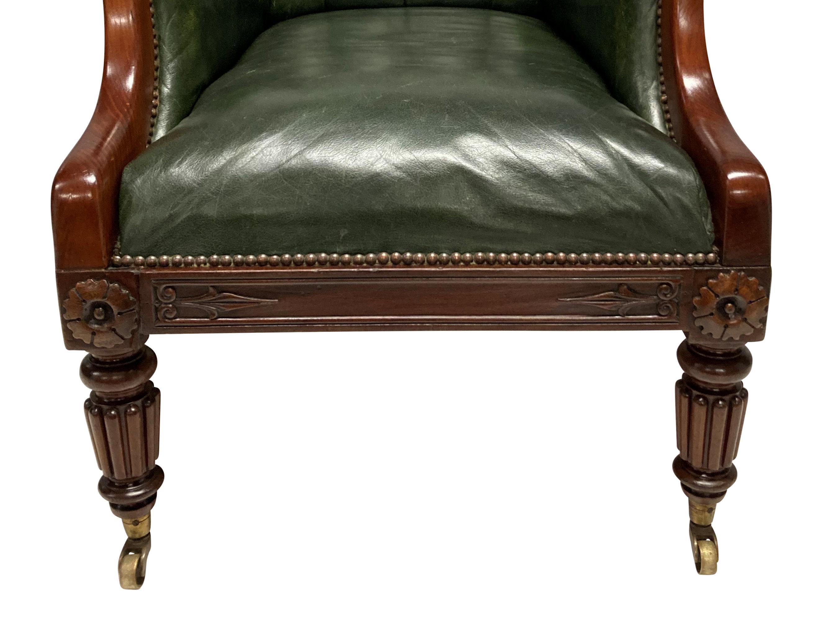 William IV Mahogany & Leather Library Chair In Good Condition For Sale In London, GB