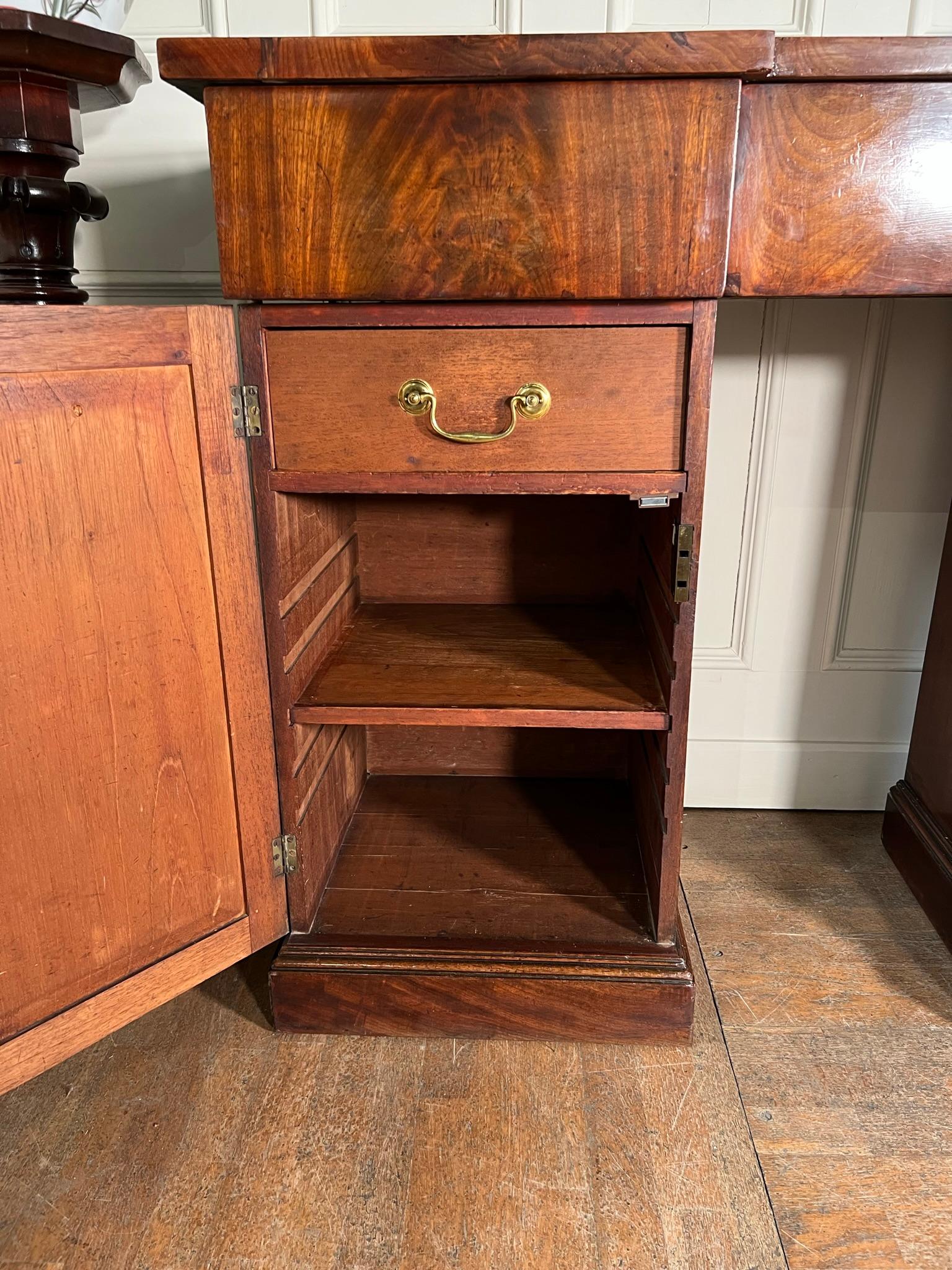 William IV Mahogany Sideboard For Sale 4