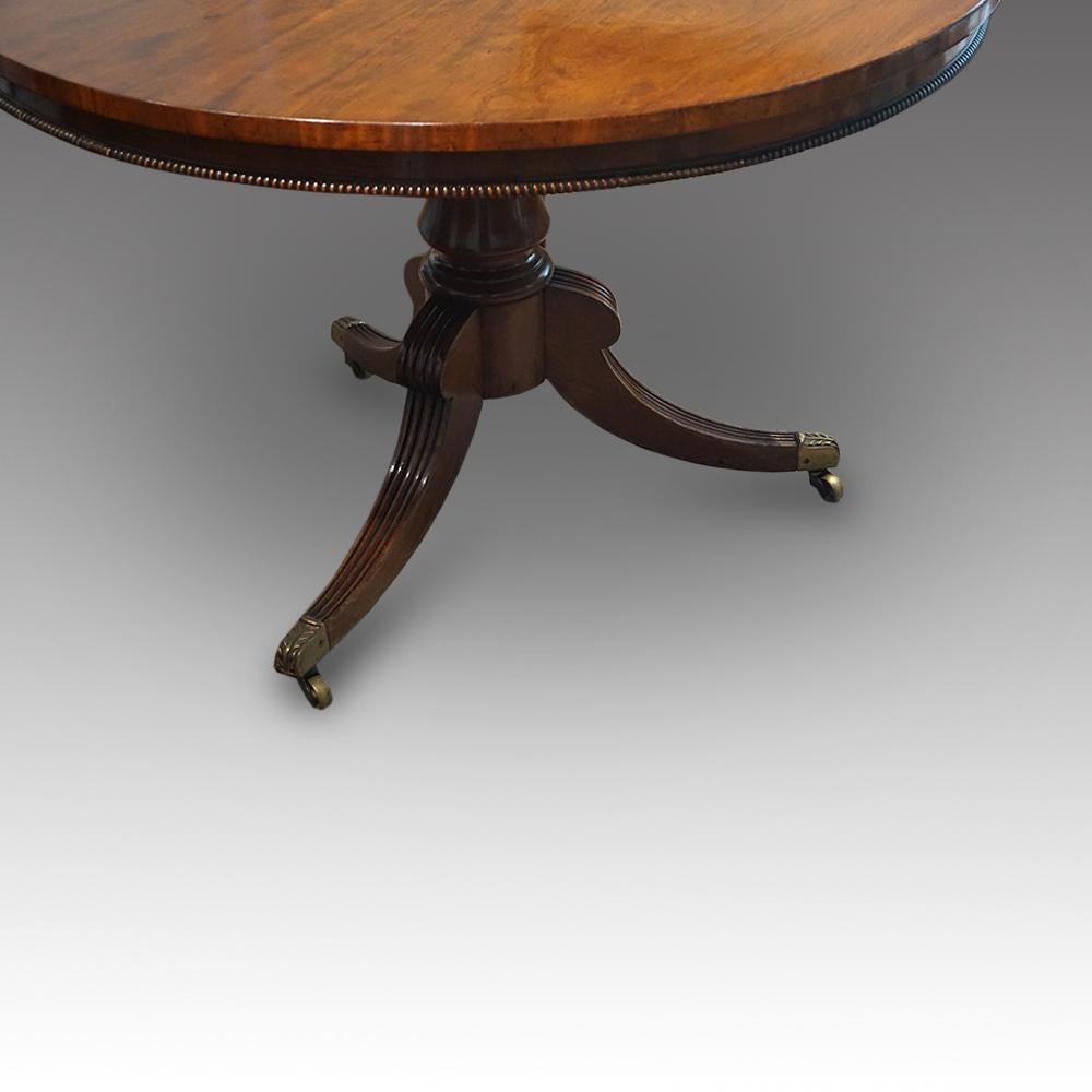 Georgian English William IV Mahogany Small Dining Table from a Country Estate, Circa 1820