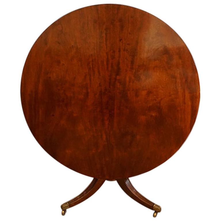 English William IV Mahogany Small Dining Table from a Country Estate, Circa 1820