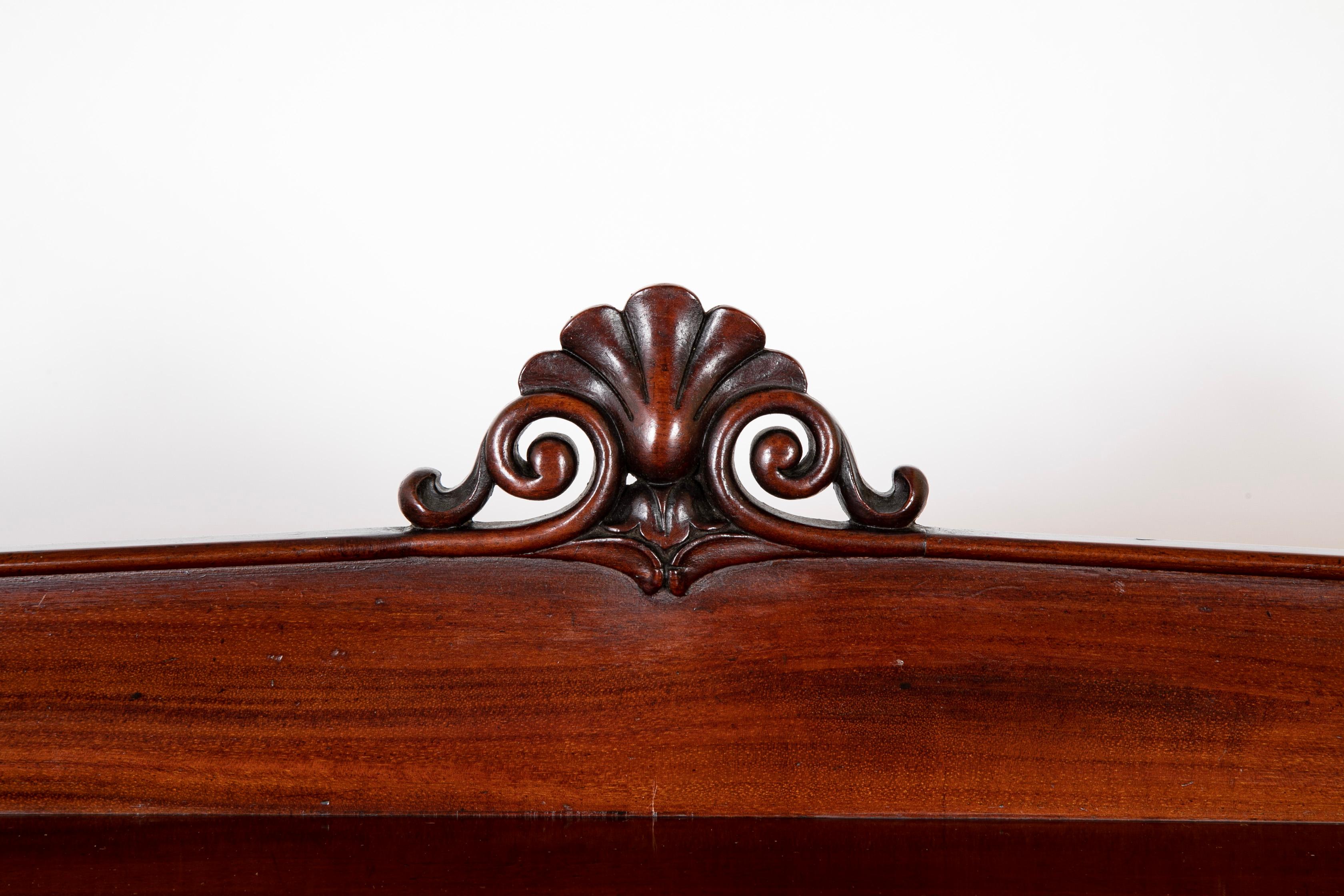 Hand-Carved William IV Mahogany Three Tier Etagere Shelves On Castors  For Sale