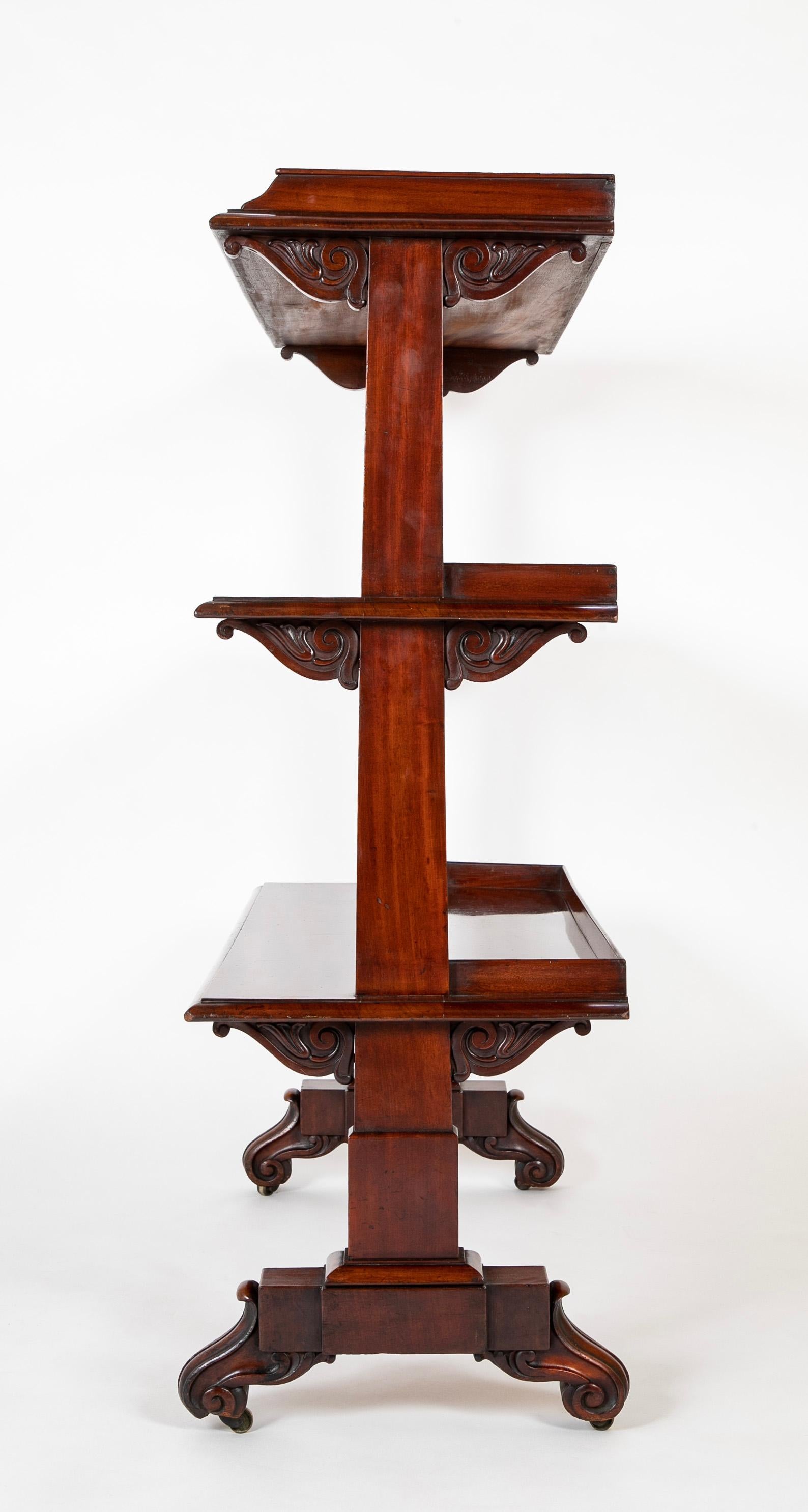 William IV Mahogany Three Tier Etagere Shelves On Castors  For Sale 2