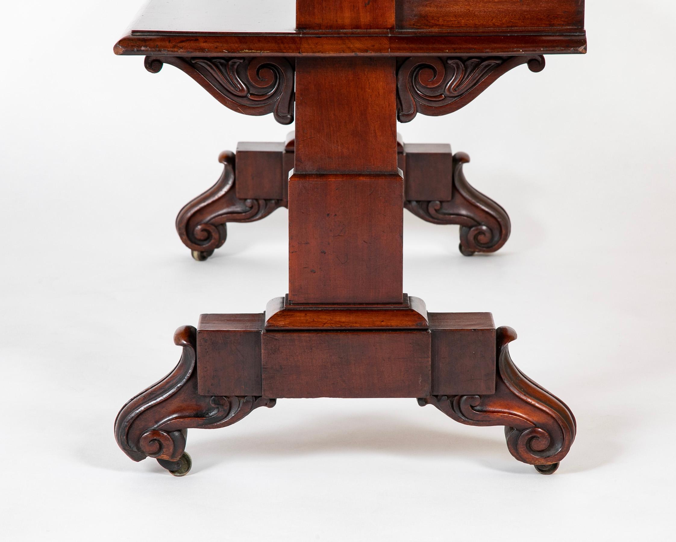 William IV Mahogany Three Tier Etagere Shelves On Castors  For Sale 2