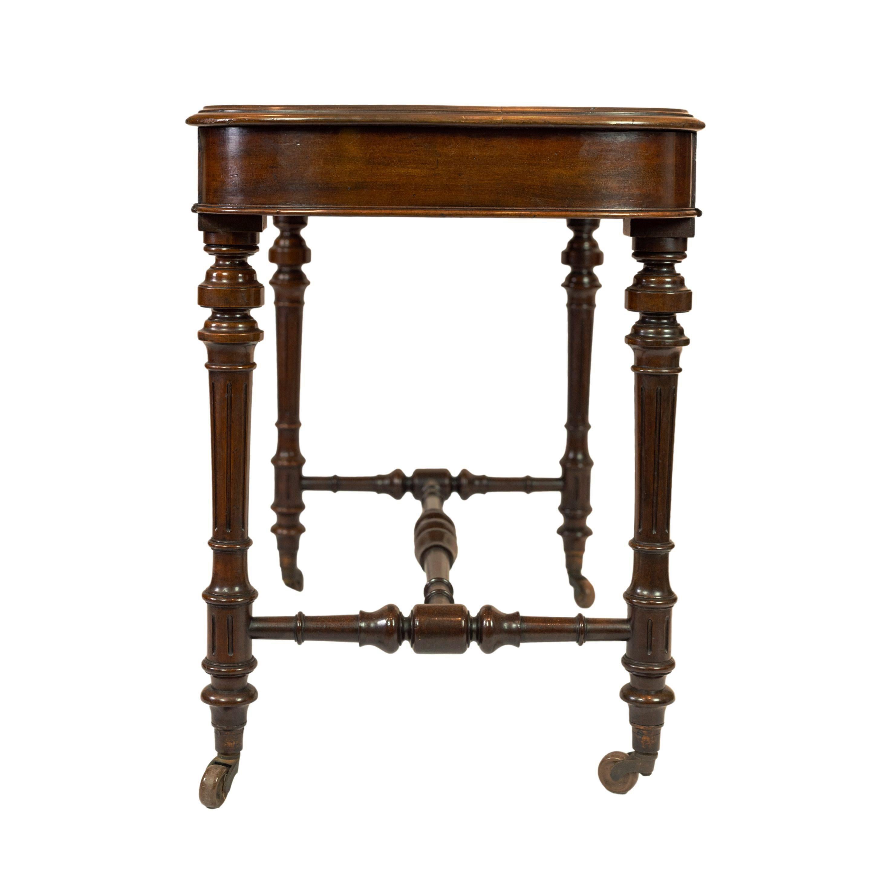William IV Mahogany Writing Desk with Tooled Leather Top, English, ca. 1835 2