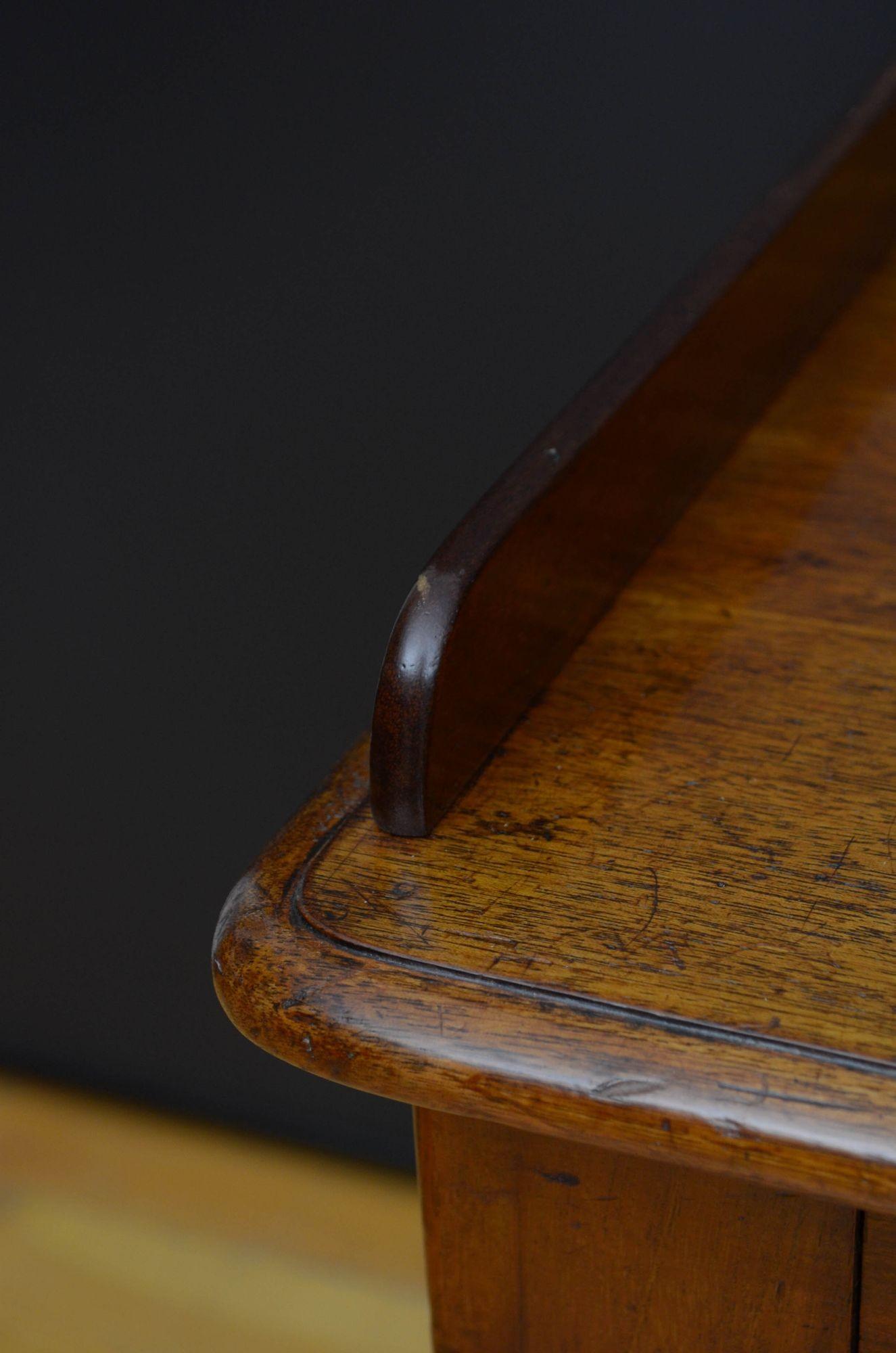 William IV Mahogany Writing Table In Good Condition In Whaley Bridge, GB