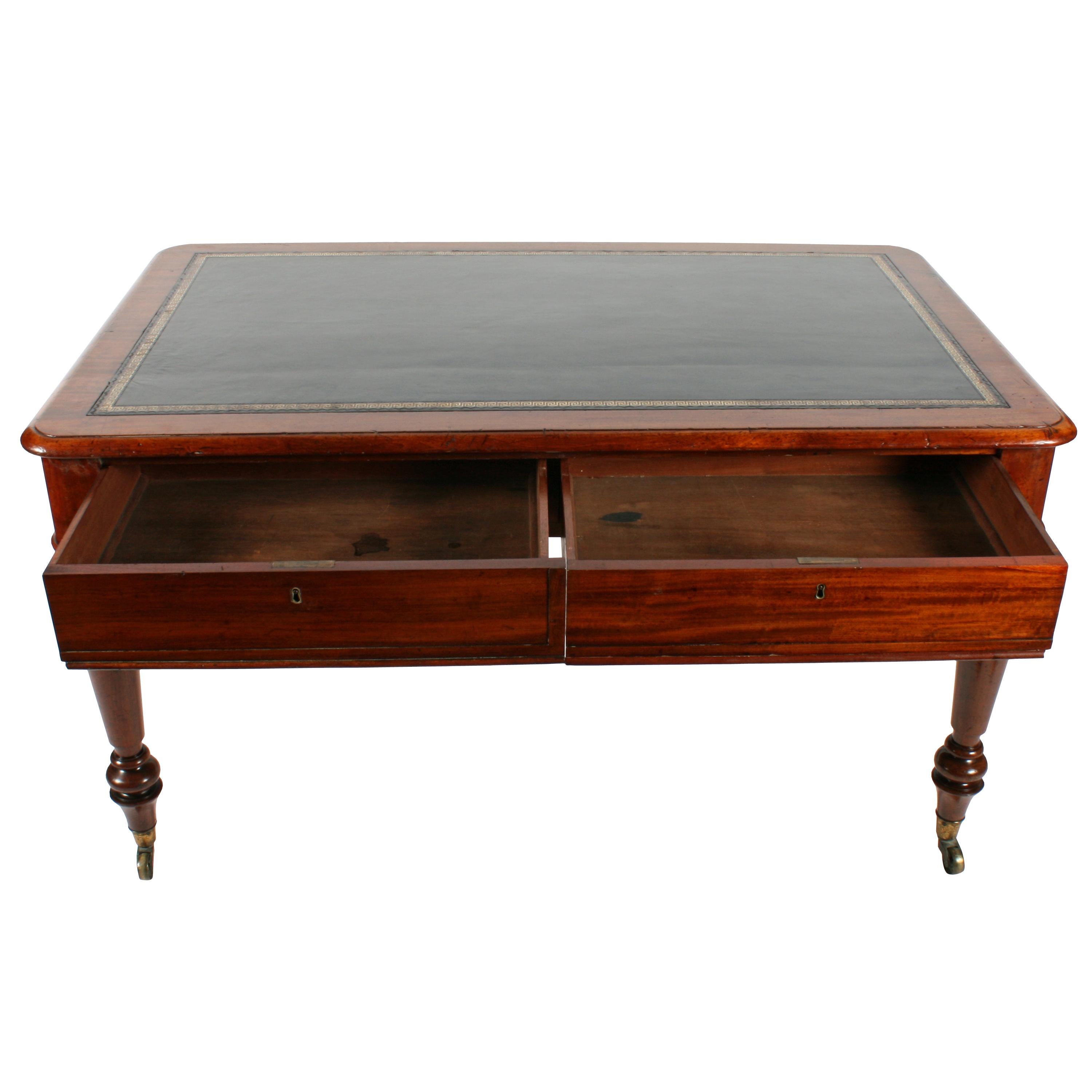 19th Century William IV Mahogany 4 DrawerWriting Table-Library Table In Good Condition For Sale In Newcastle Upon Tyne, GB