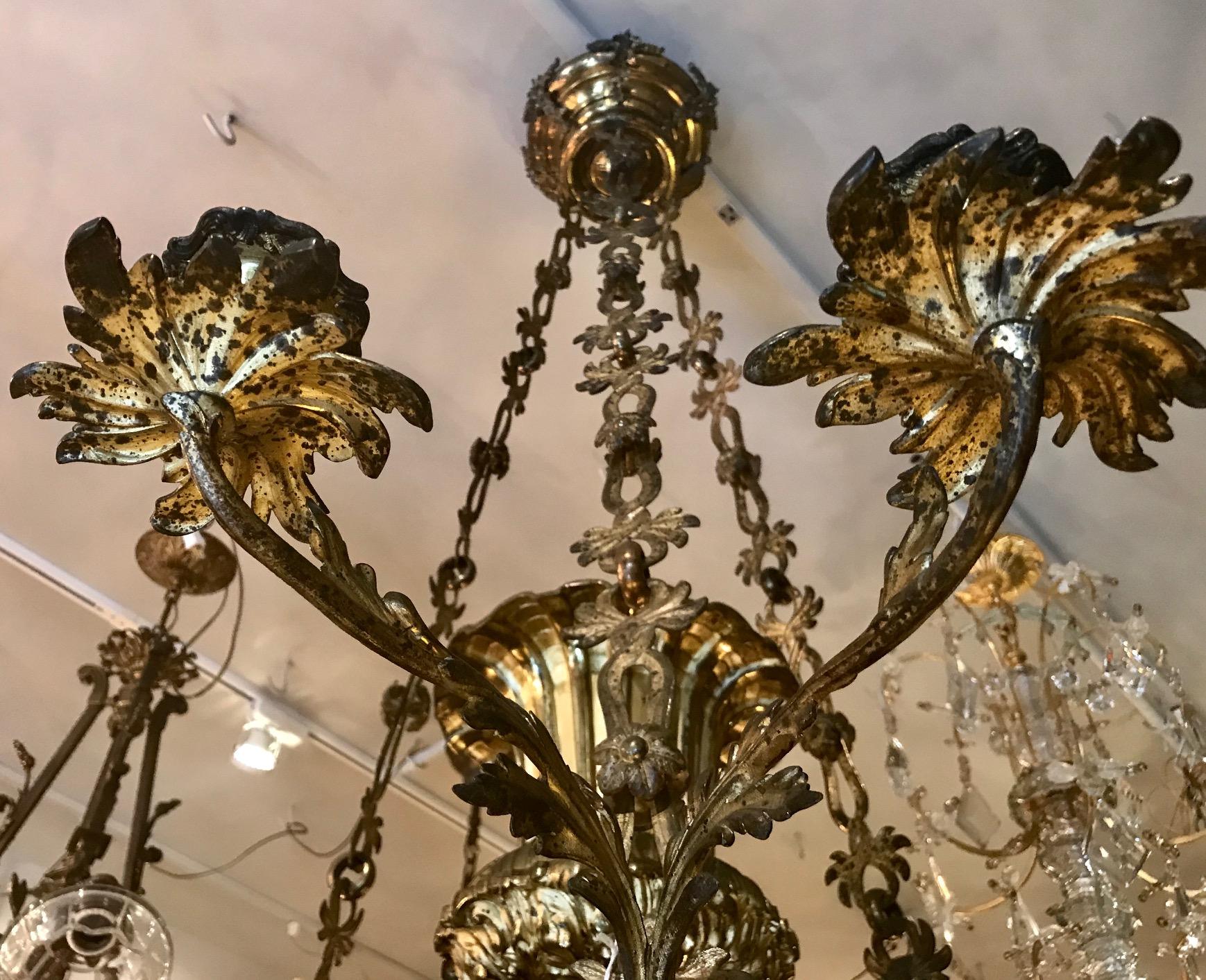 Mid-19th Century William IV Six Branch 21-Light Gilt Bronze Chandelier For Sale