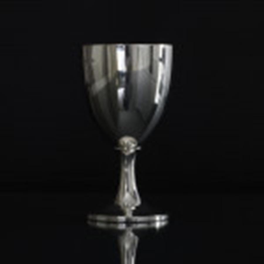 20th Century Set of eight gilt-lined silver wine goblets