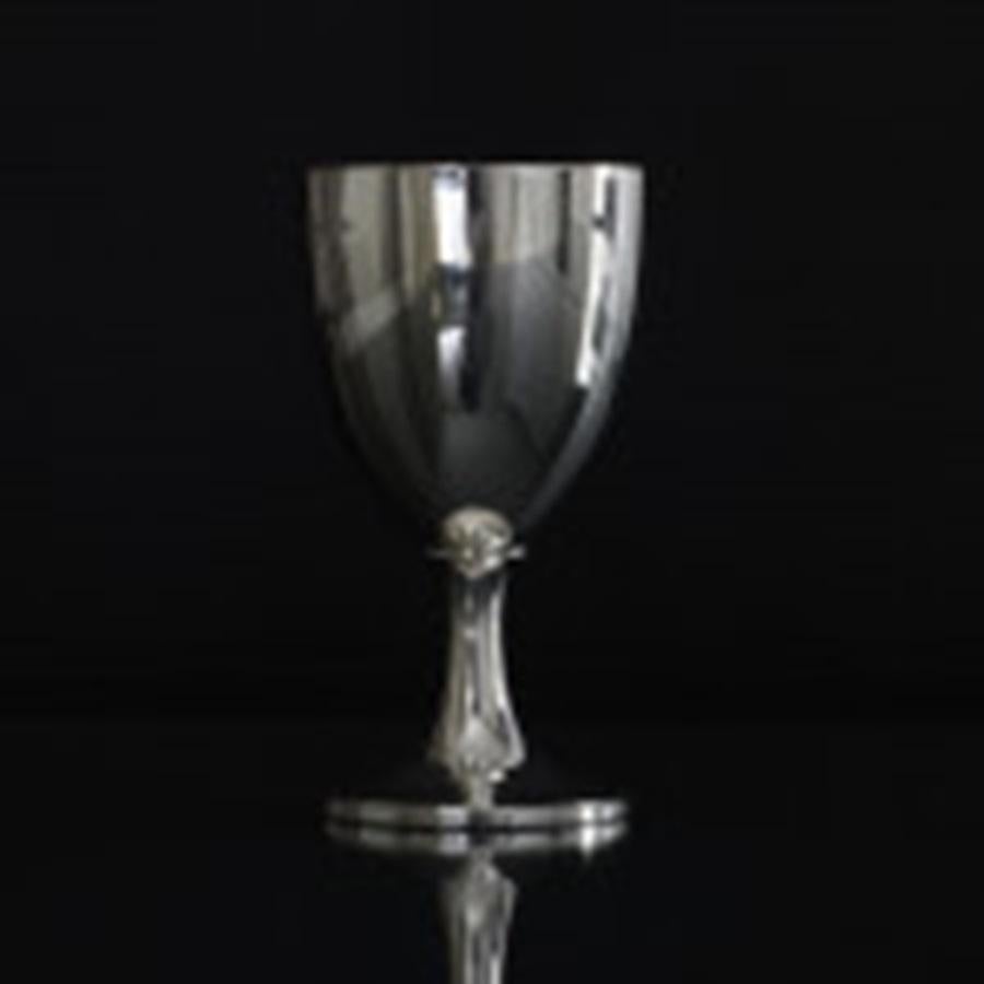 XX secolo Set di otto calici da vino in argento dorato in vendita