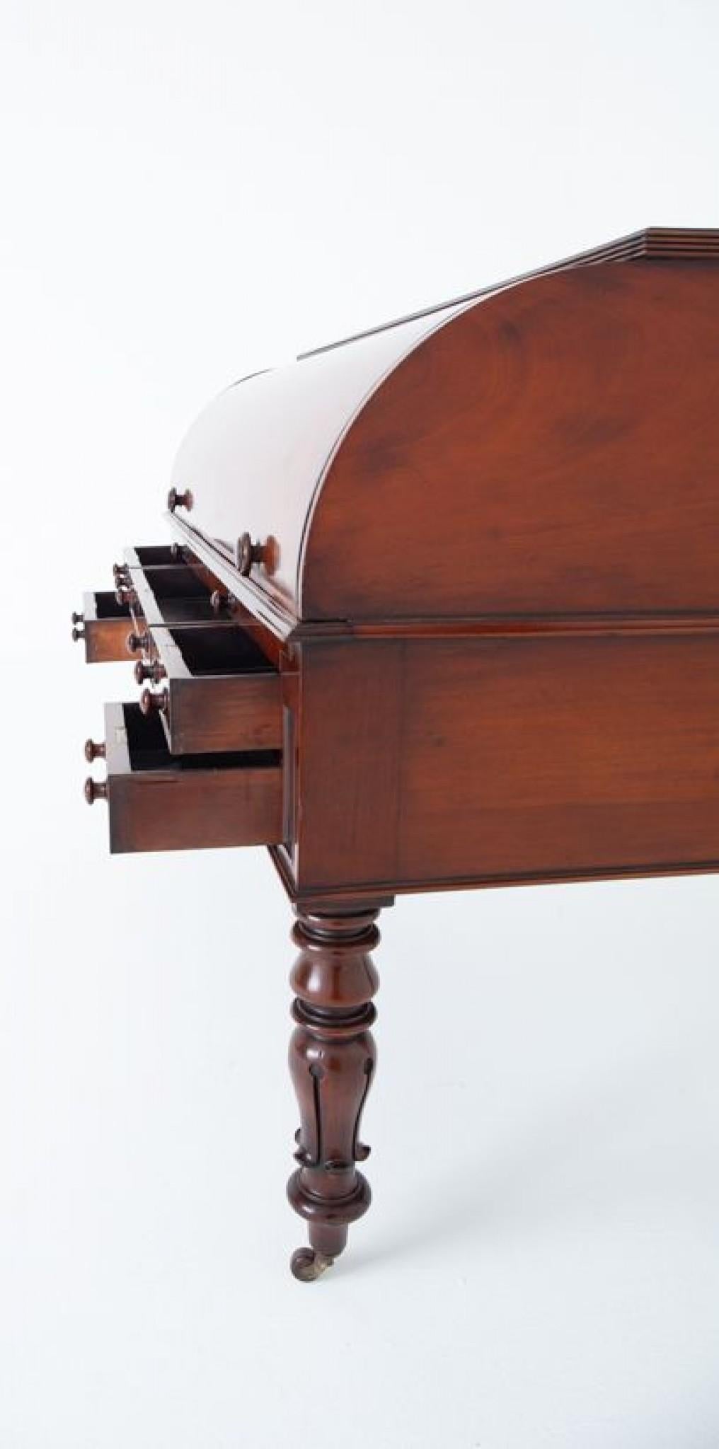 William IV Roll-Top-Schreibtisch Mahagoni 19. Jahrhundert Zylinder Periode im Angebot 6