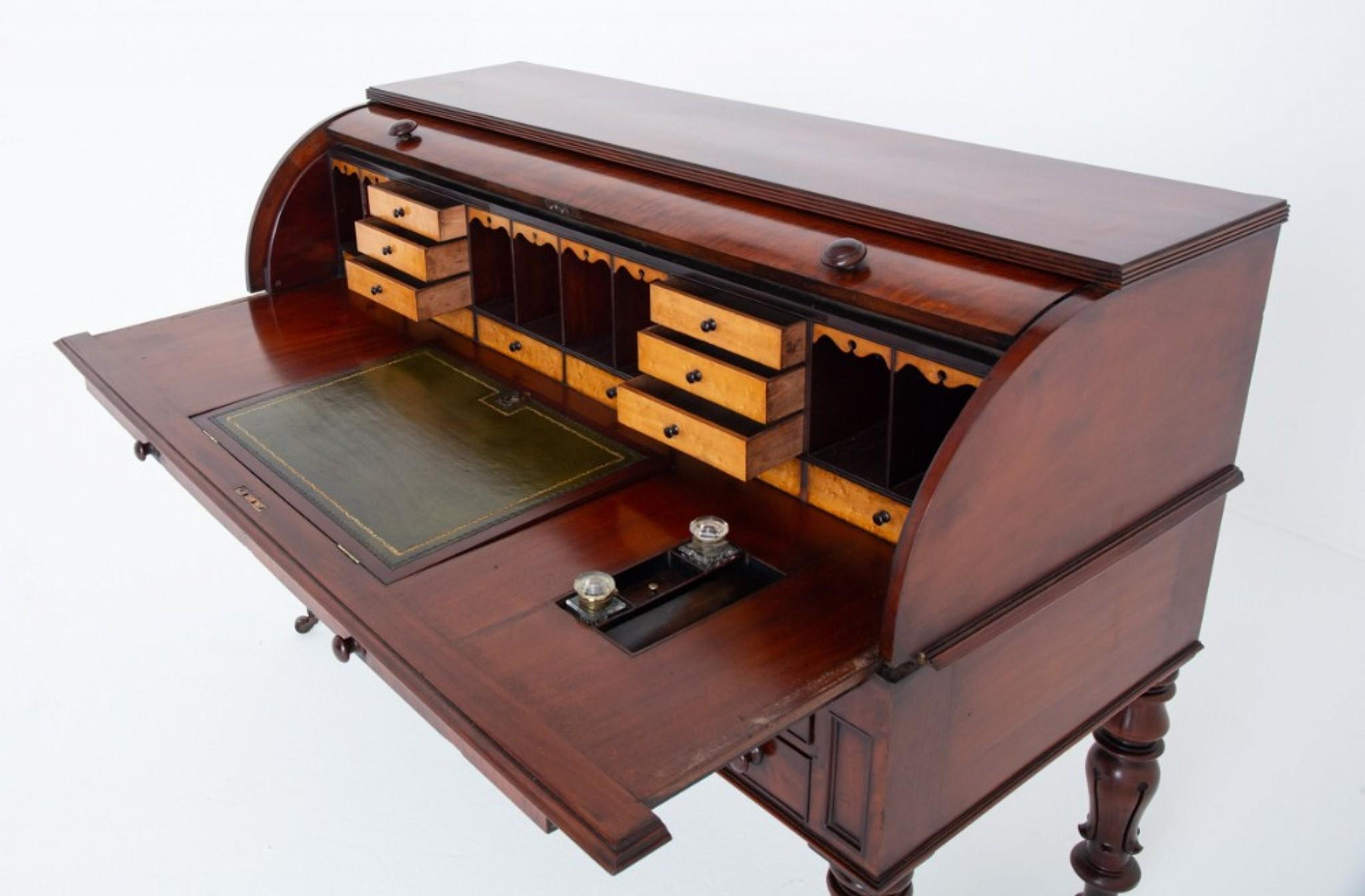 William IV Roll-Top-Schreibtisch Mahagoni 19. Jahrhundert Zylinder Periode im Angebot 3