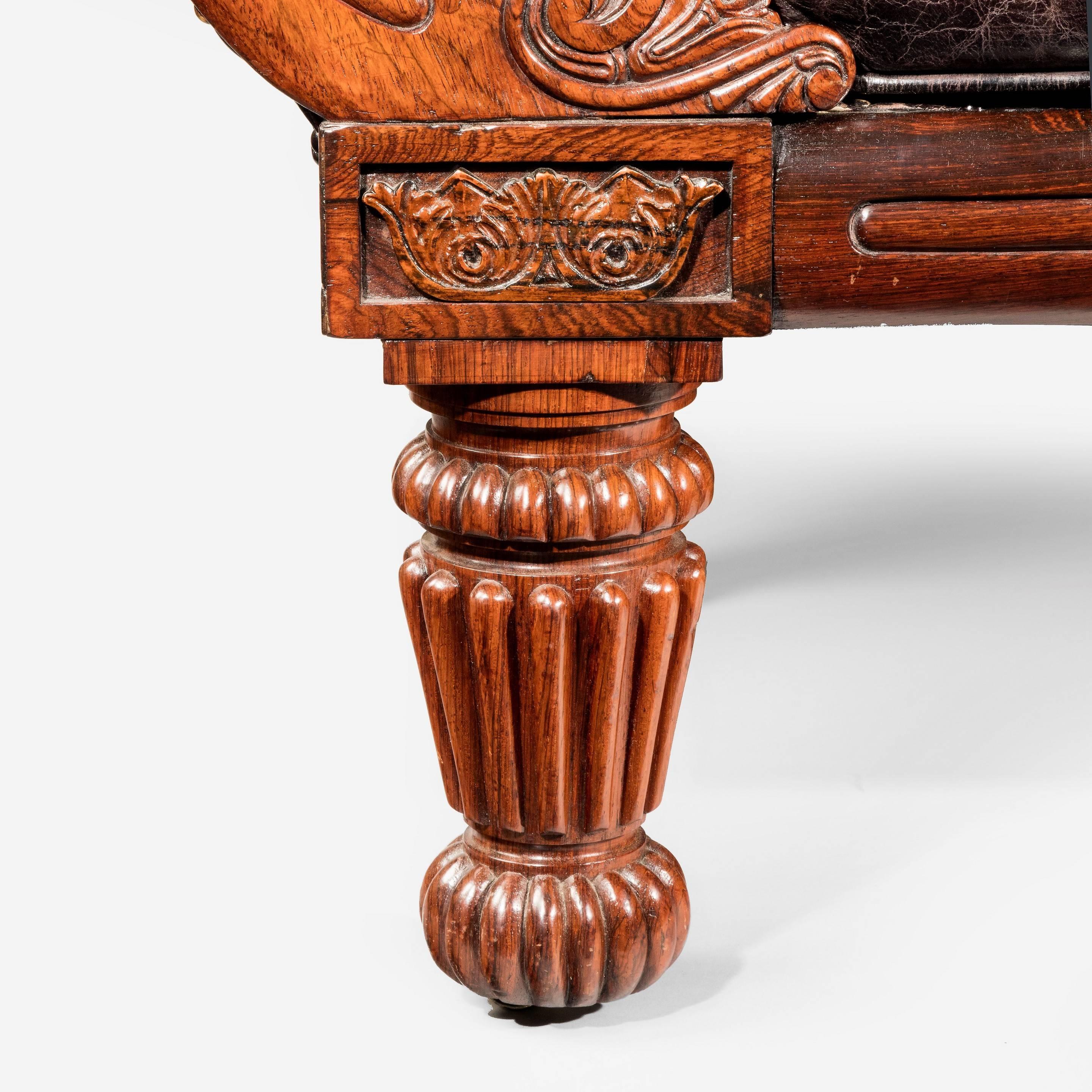 Anglais Chaise longue en bois de rose William IV attribuée à Gillows en vente